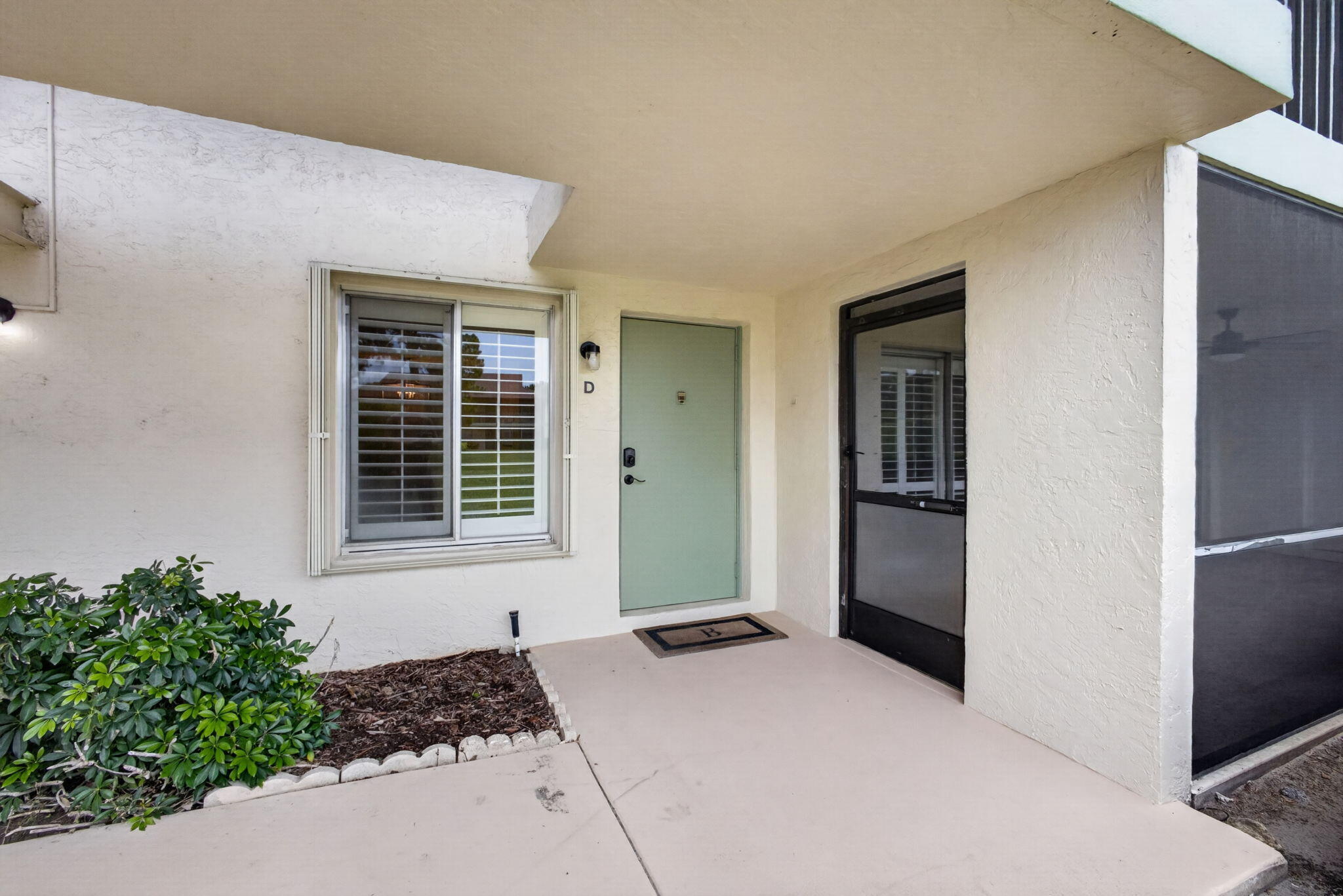 6341 Chasewood Drive D Property Photo 3