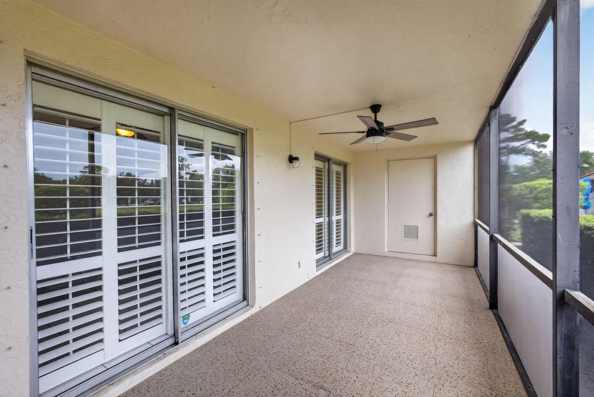 6341 Chasewood Drive D Property Photo 4