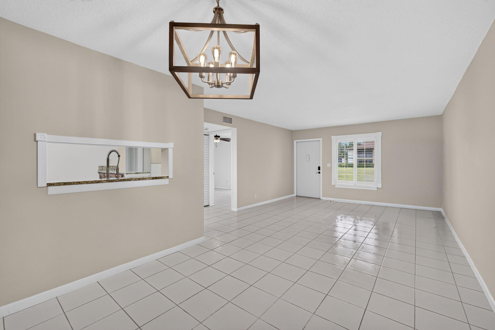 6341 Chasewood Drive D Property Photo 10