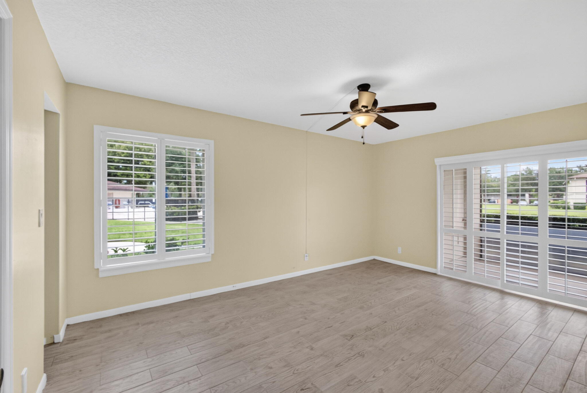 6341 Chasewood Drive D Property Photo 20