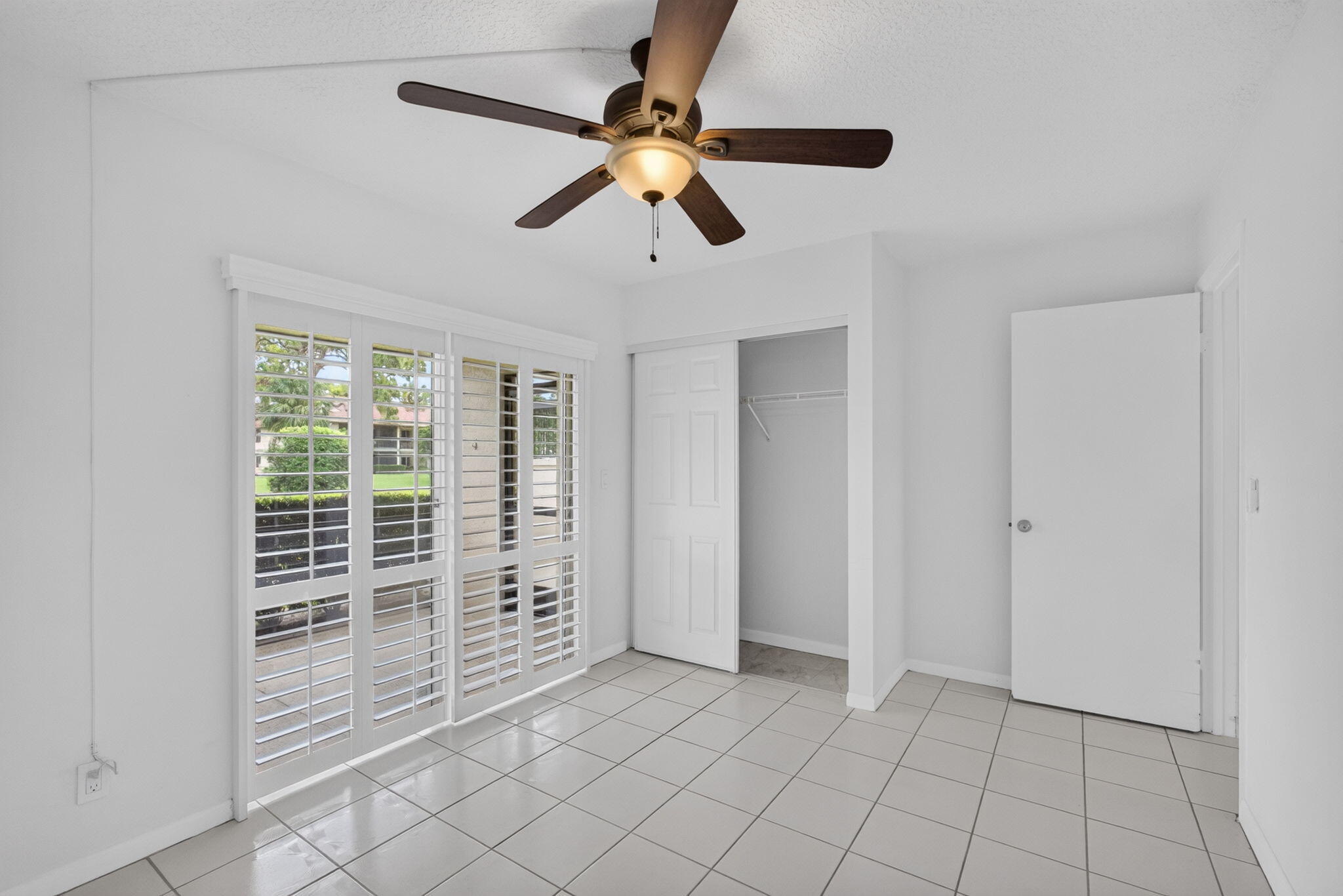 6341 Chasewood Drive D Property Photo 27