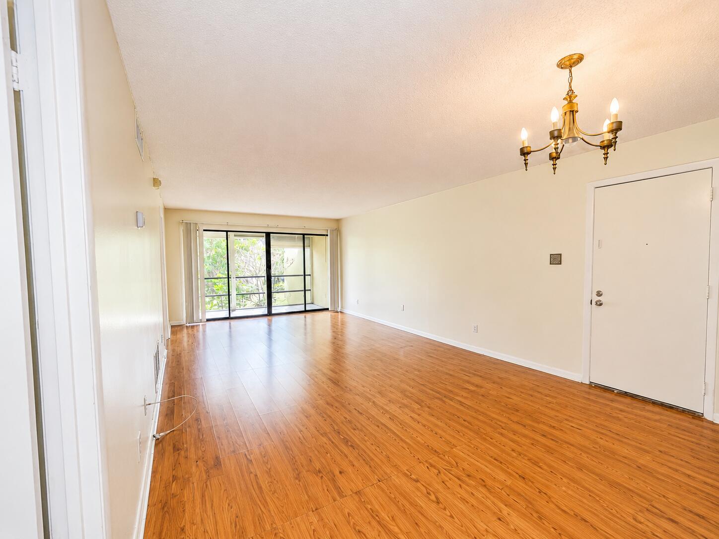 2050 Oleander Boulevard 4-206 Property Photo 1