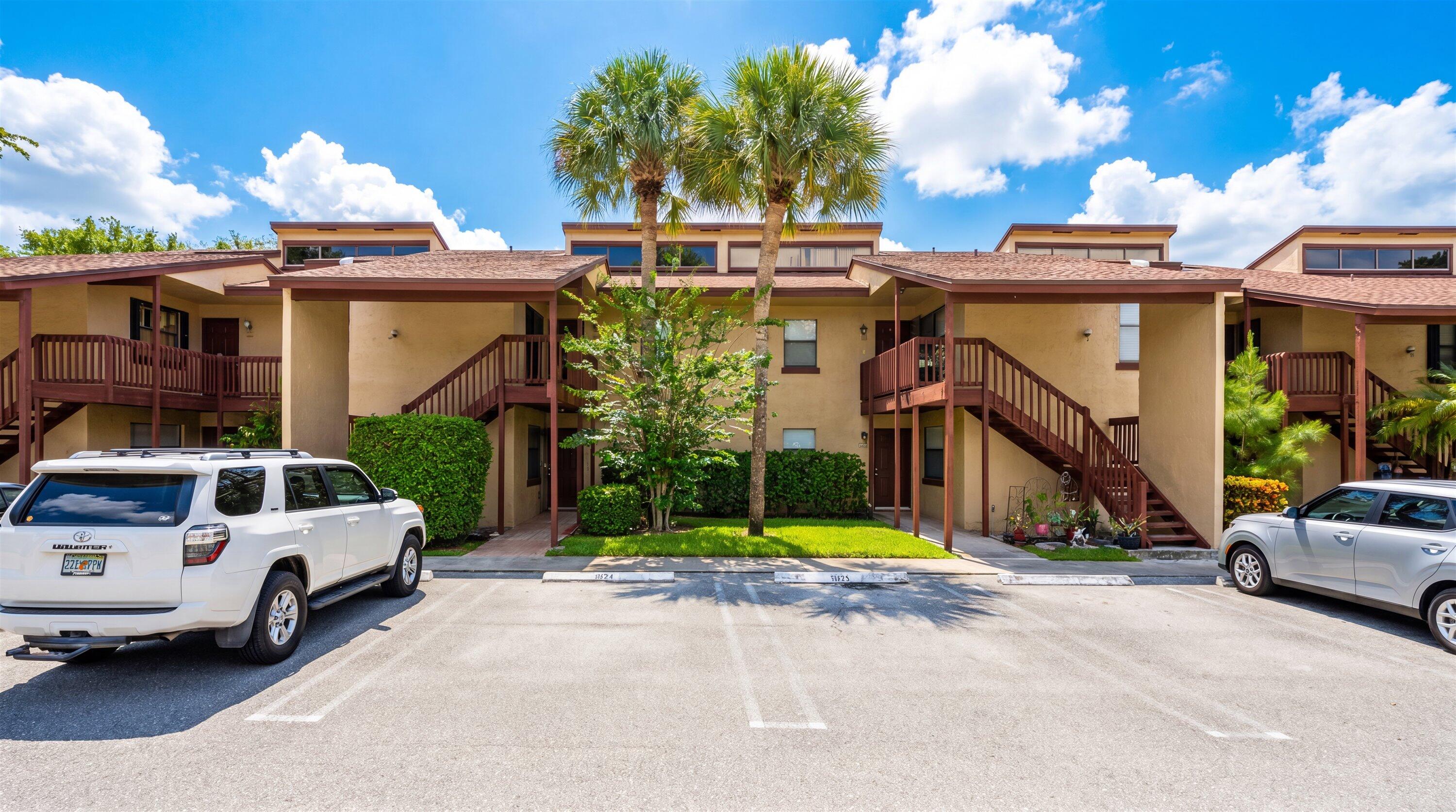 1303 Lakeview E Property Photo 1