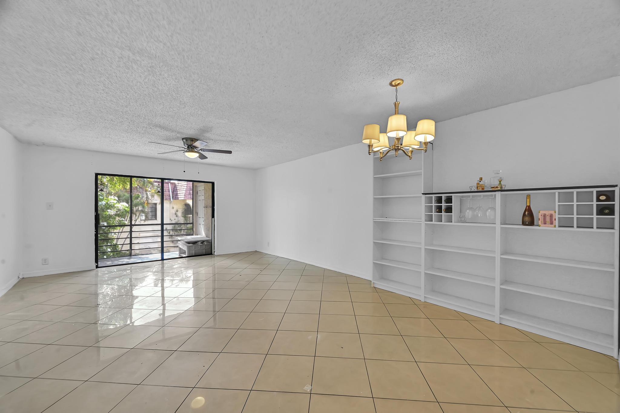 134 S Cypress Road 425 Property Photo 27
