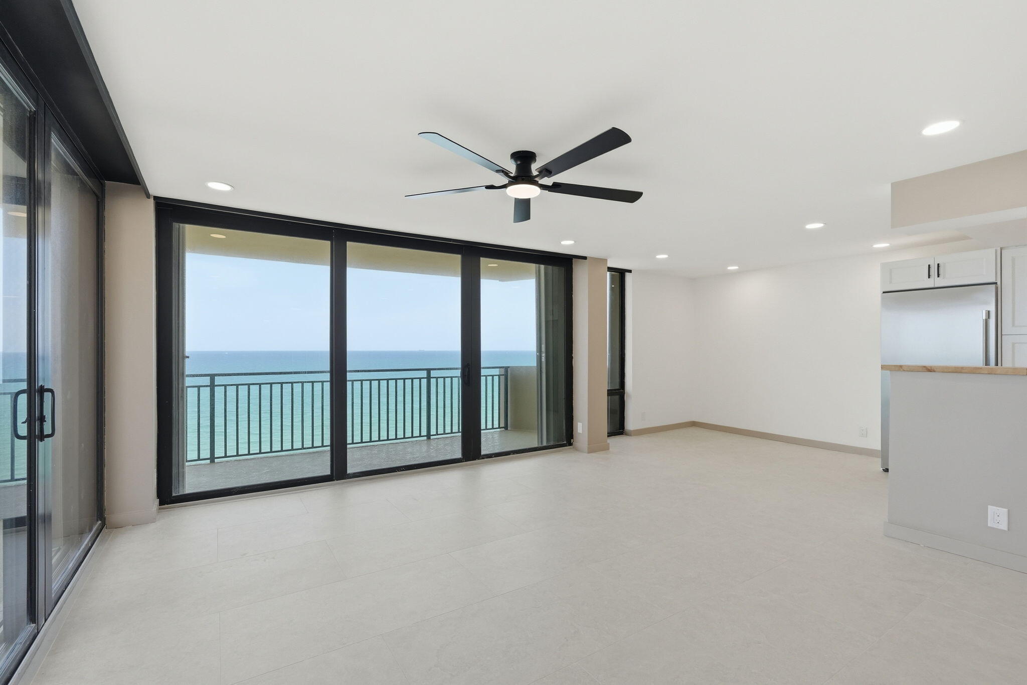 5460 N Ocean Drive 6a Property Photo 28
