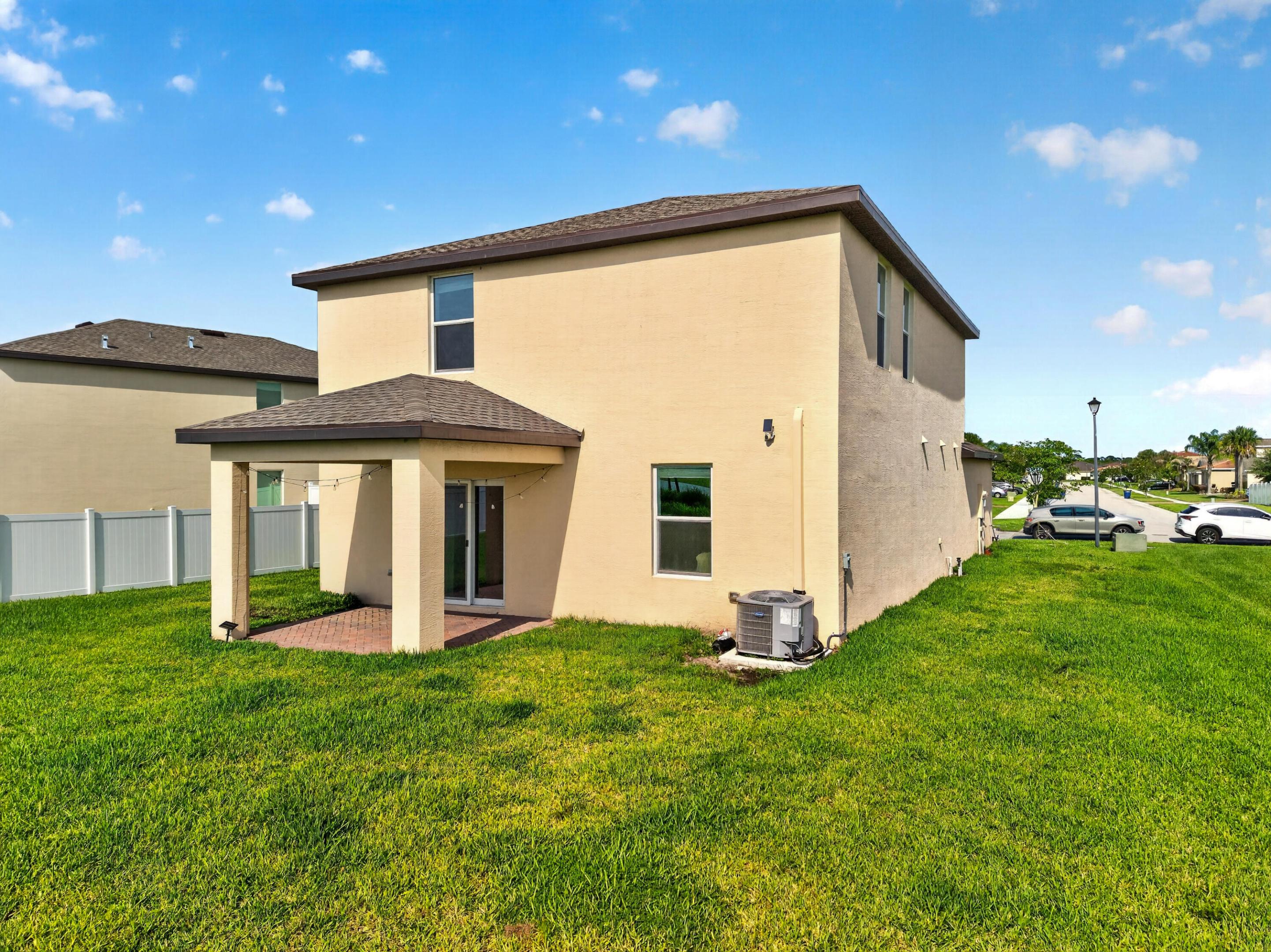 950 Bent Creek Drive Property Photo 15