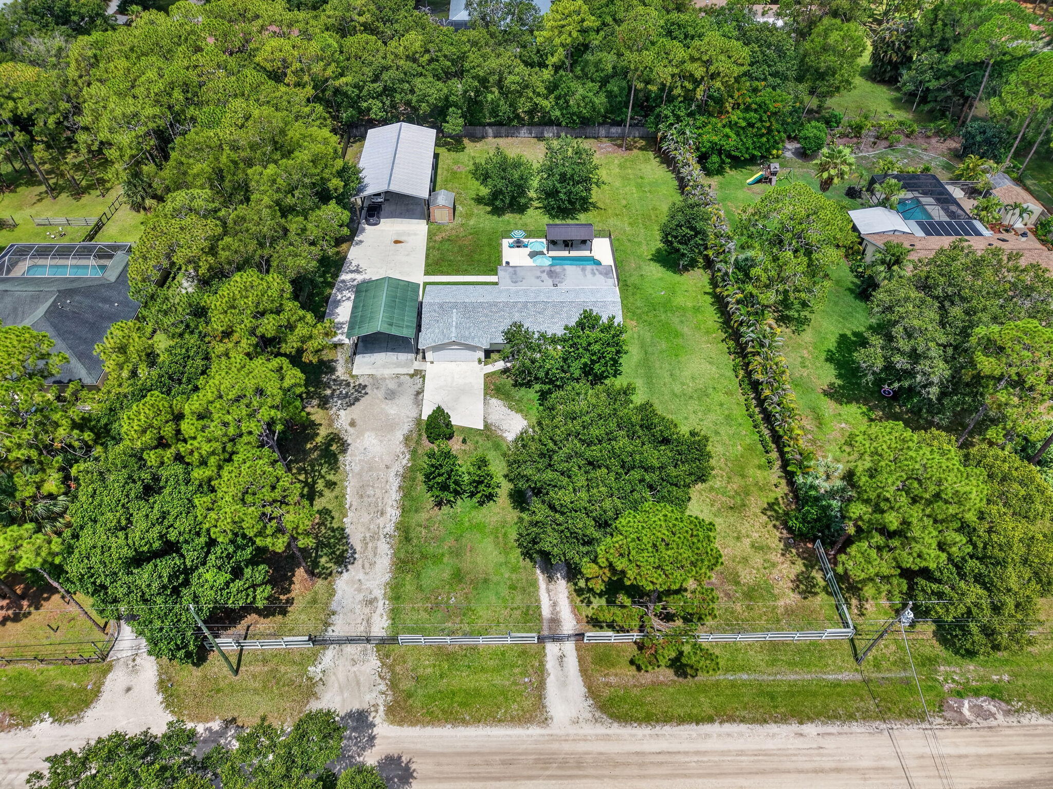 17751 127th Drive N Property Photo 3