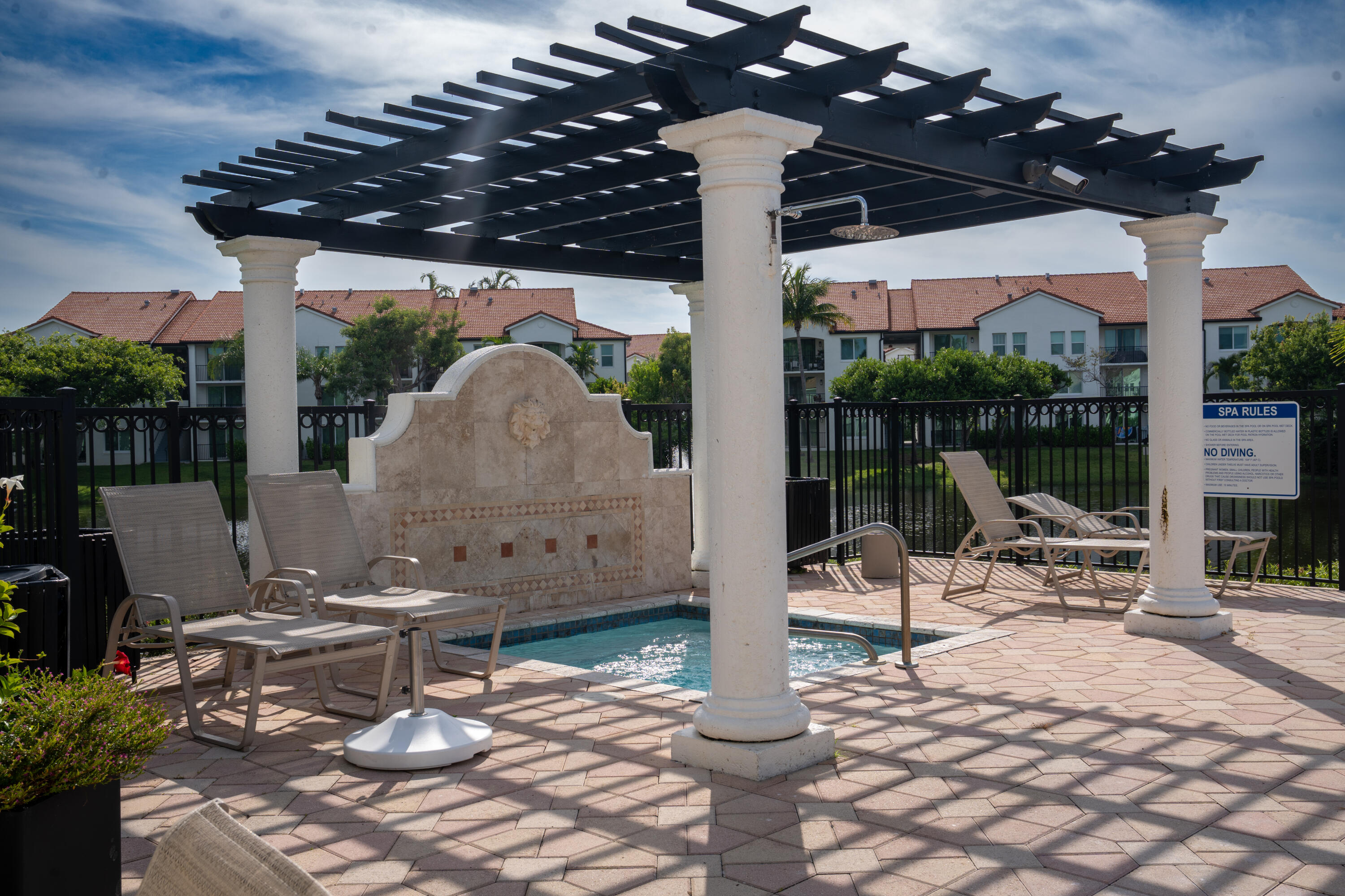 809 Villa Circle Property Photo 1