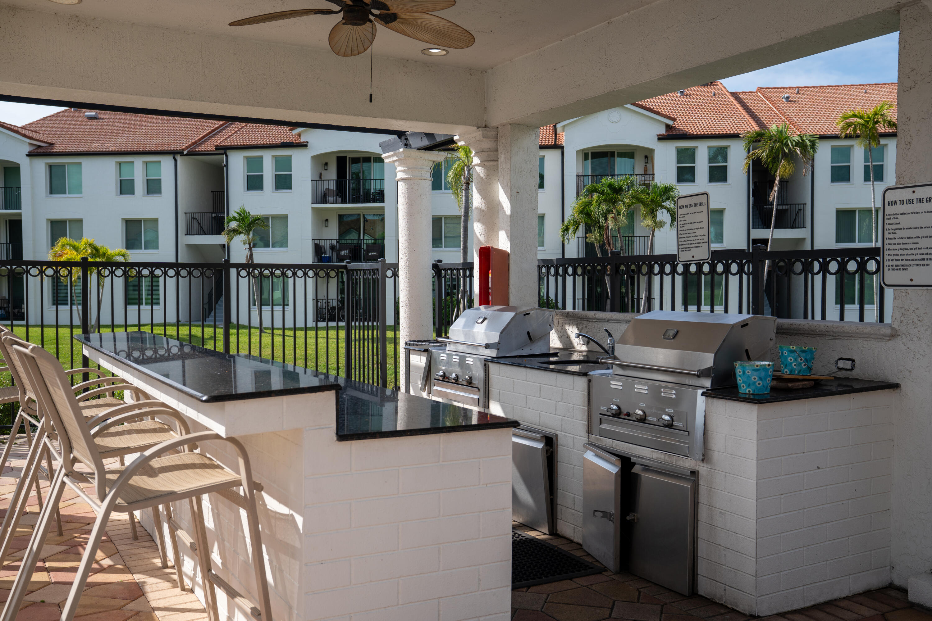 809 Villa Circle Property Photo 2