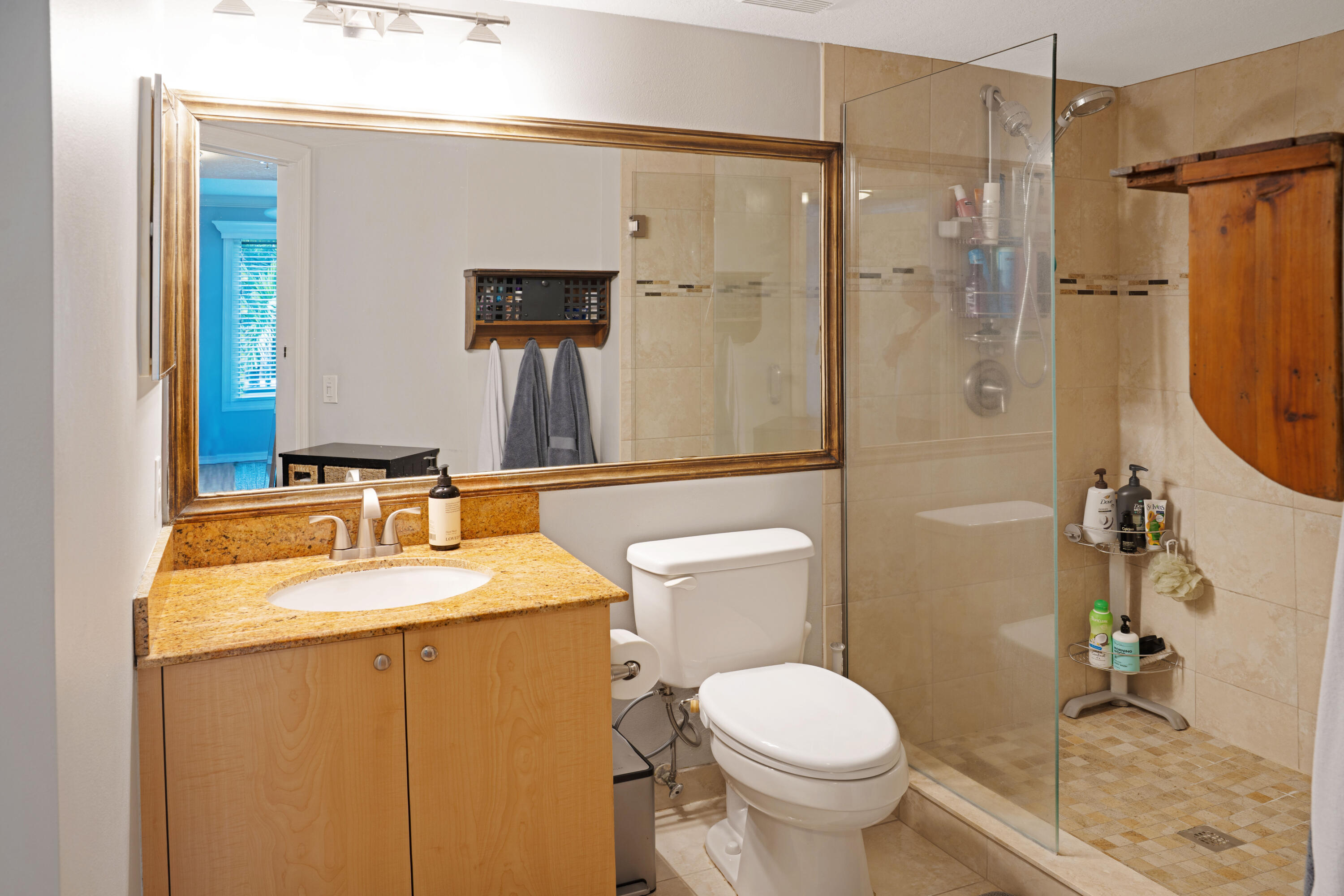 809 Villa Circle Property Photo 8