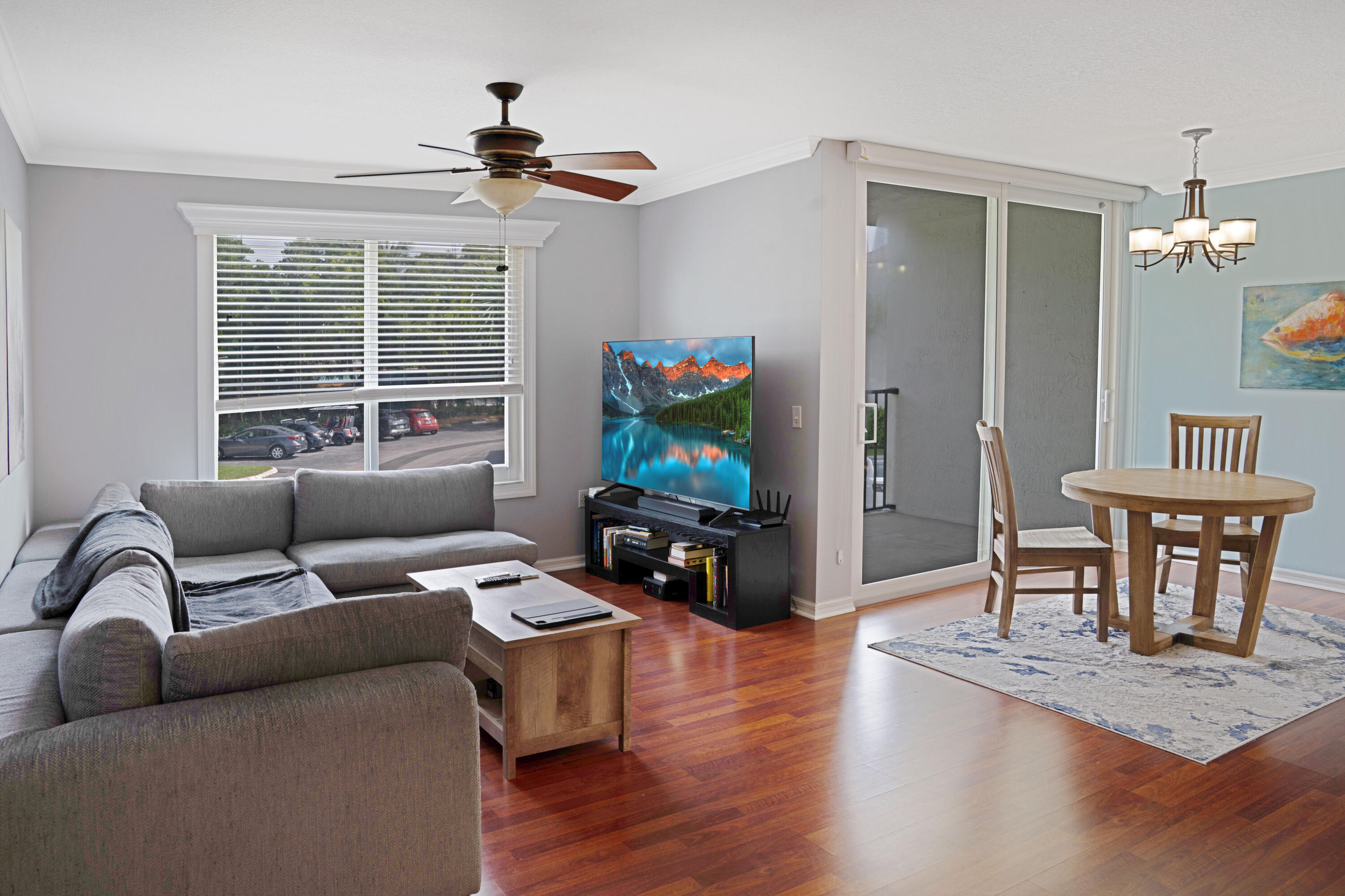 809 Villa Circle Property Photo 21