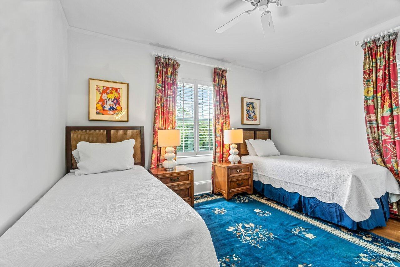 263 Park Avenue Property Photo 15