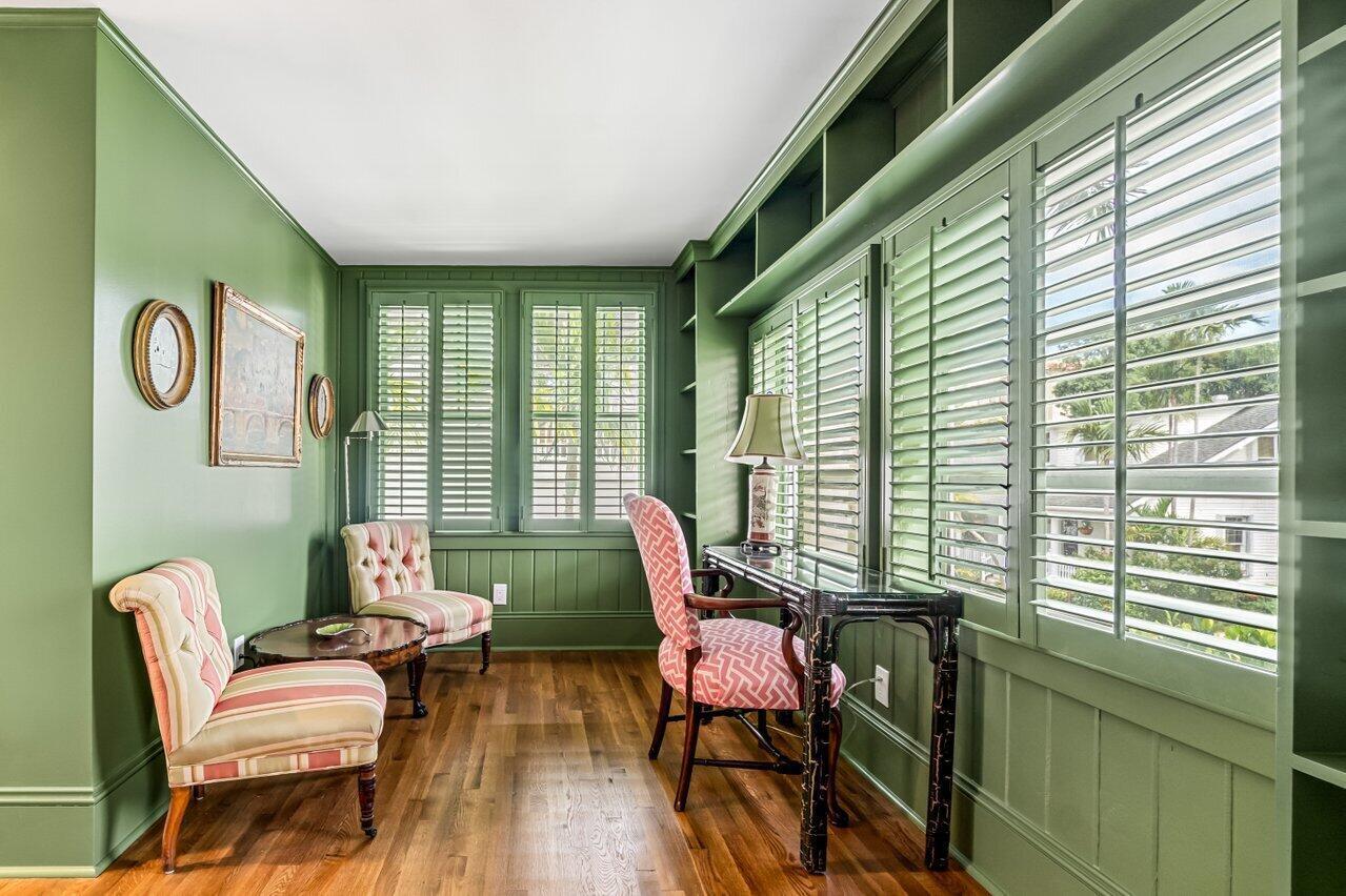 263 Park Avenue Property Photo 18