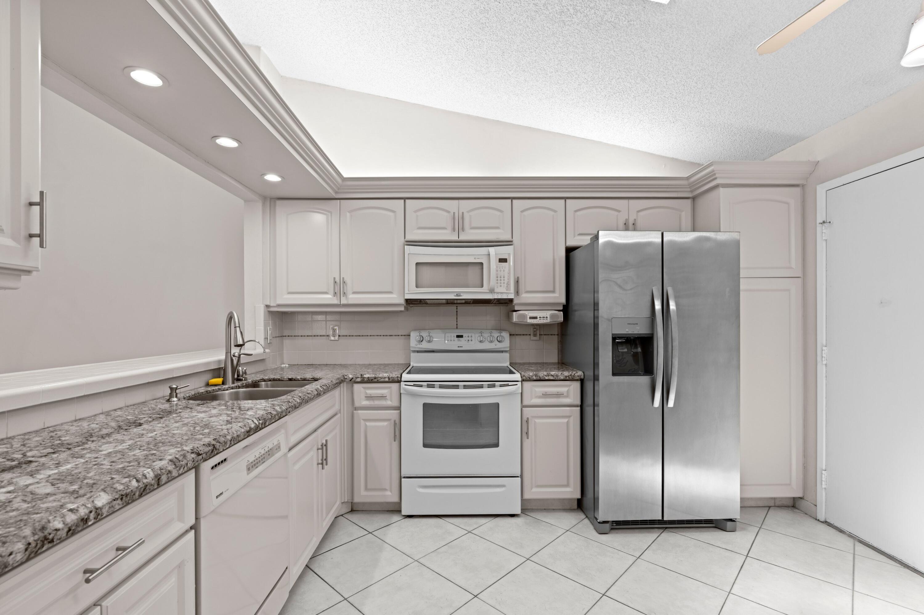10044 Andrea Lane A Property Photo 1