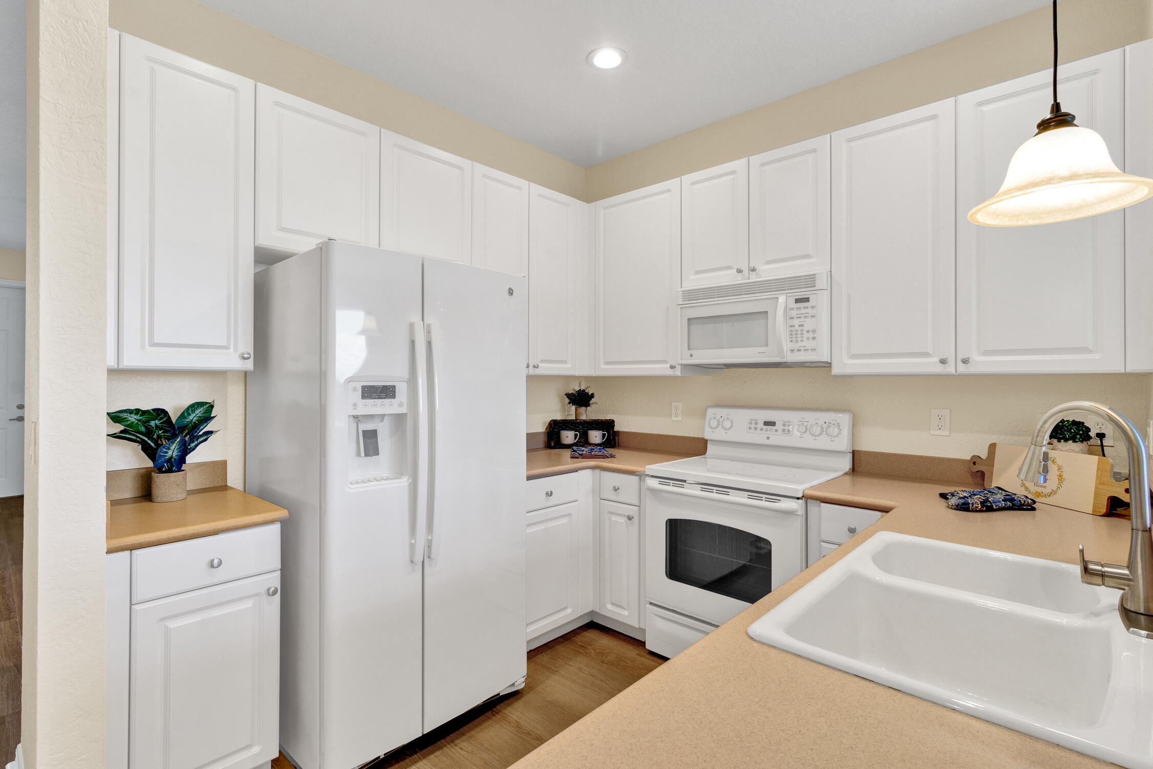 9975 E Villa Circle Property Photo 4