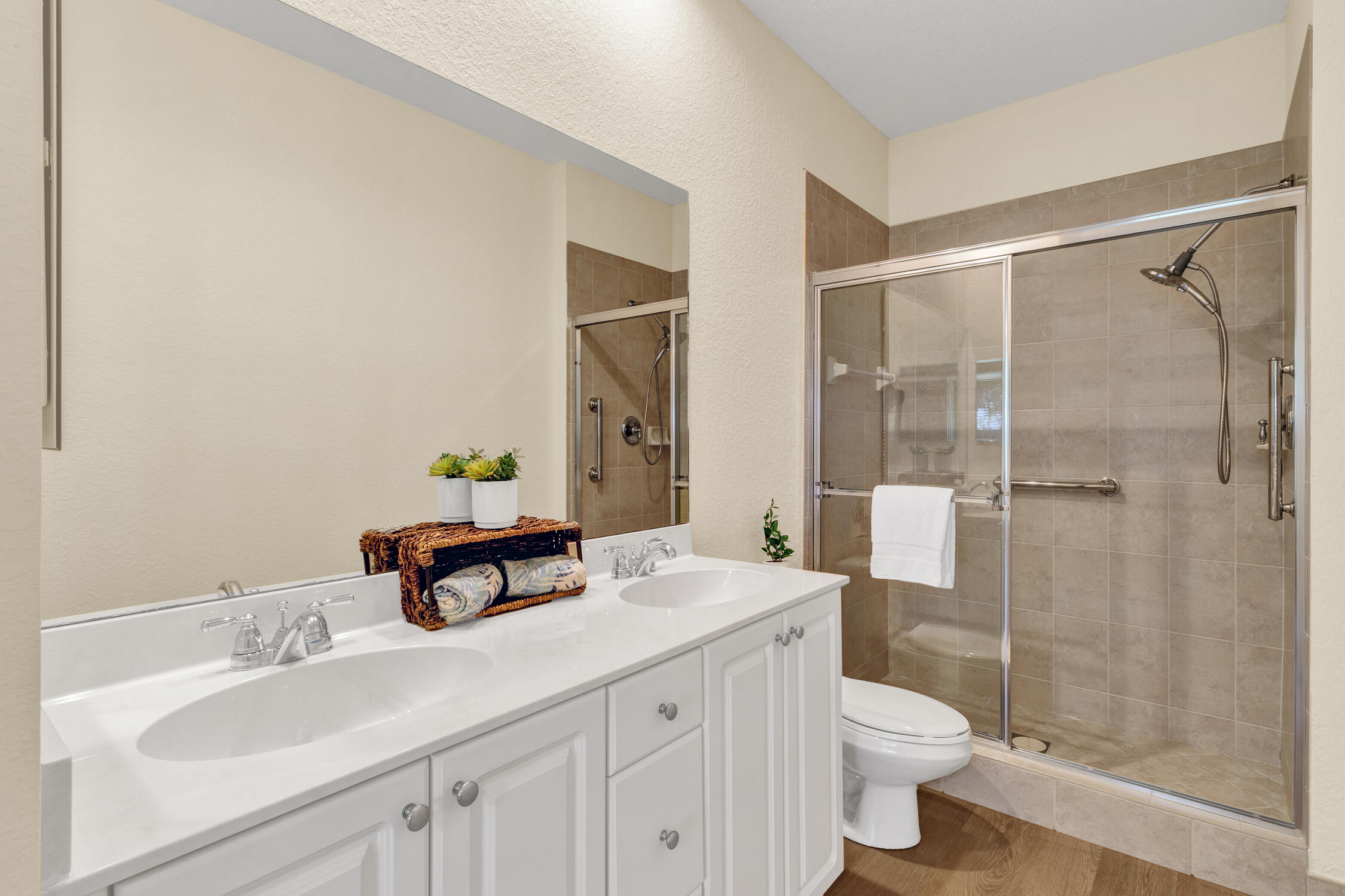 9975 E Villa Circle Property Photo 7