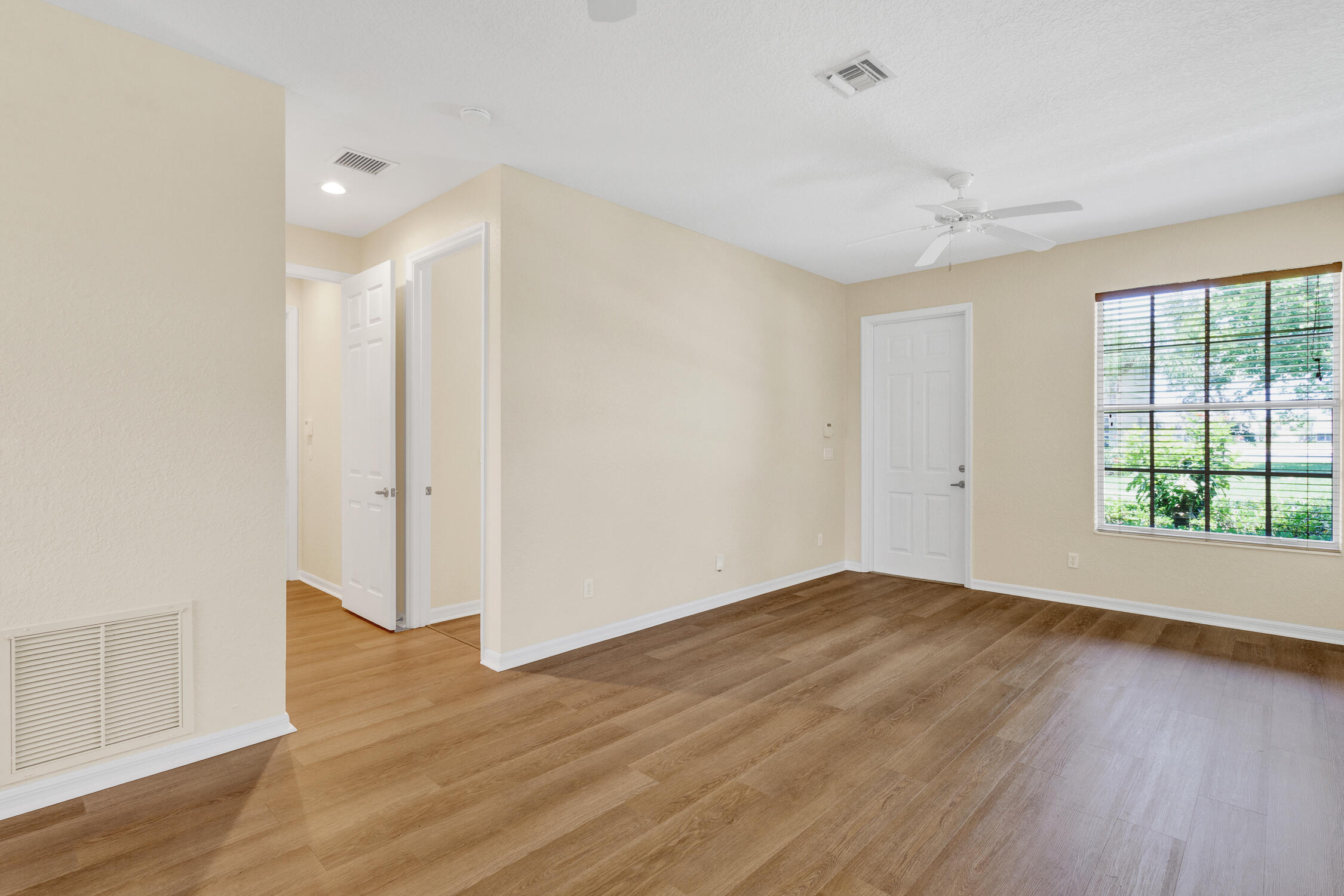 9975 E Villa Circle Property Photo 17