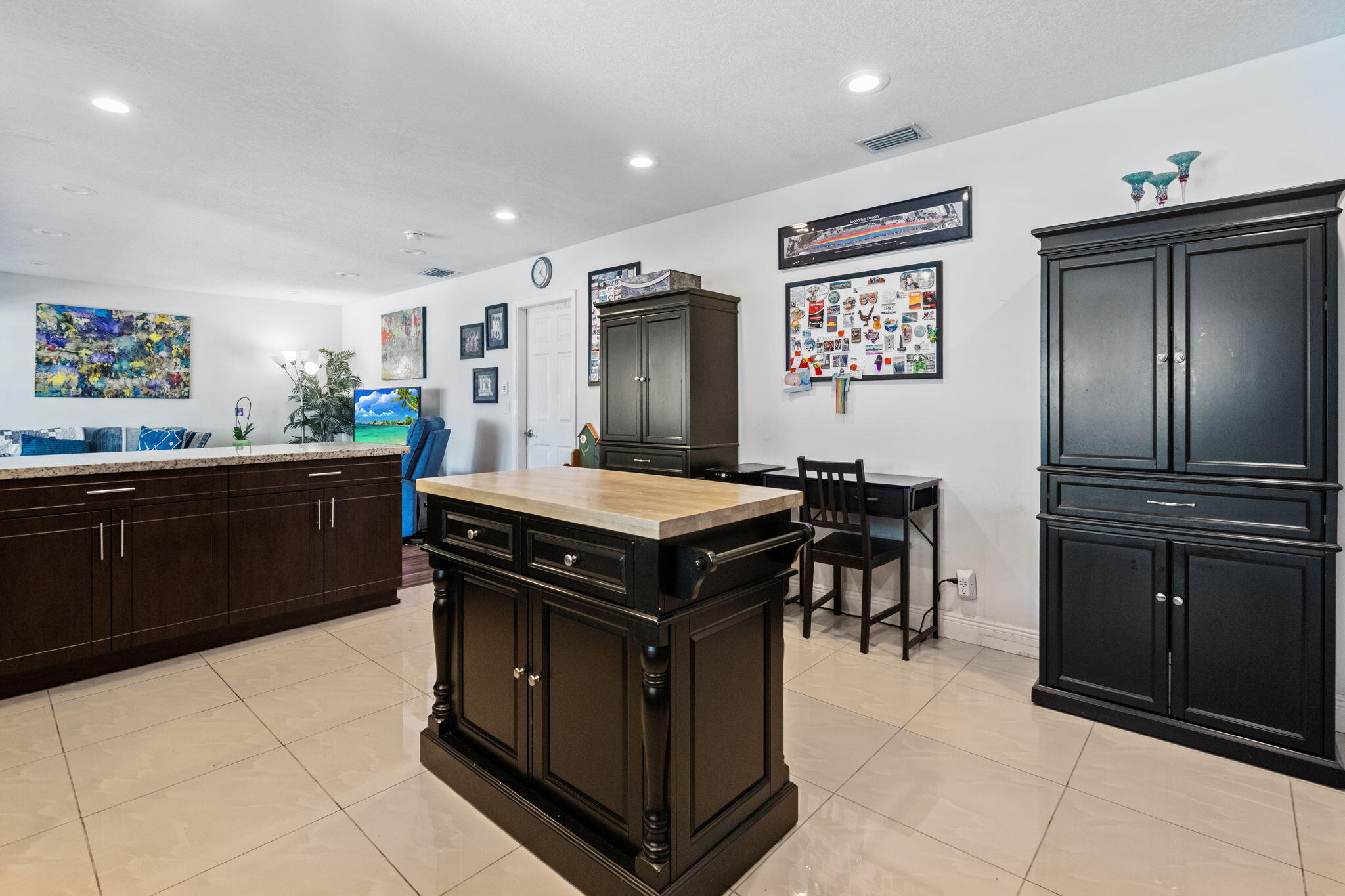 4921 Jackson Street Property Photo 15