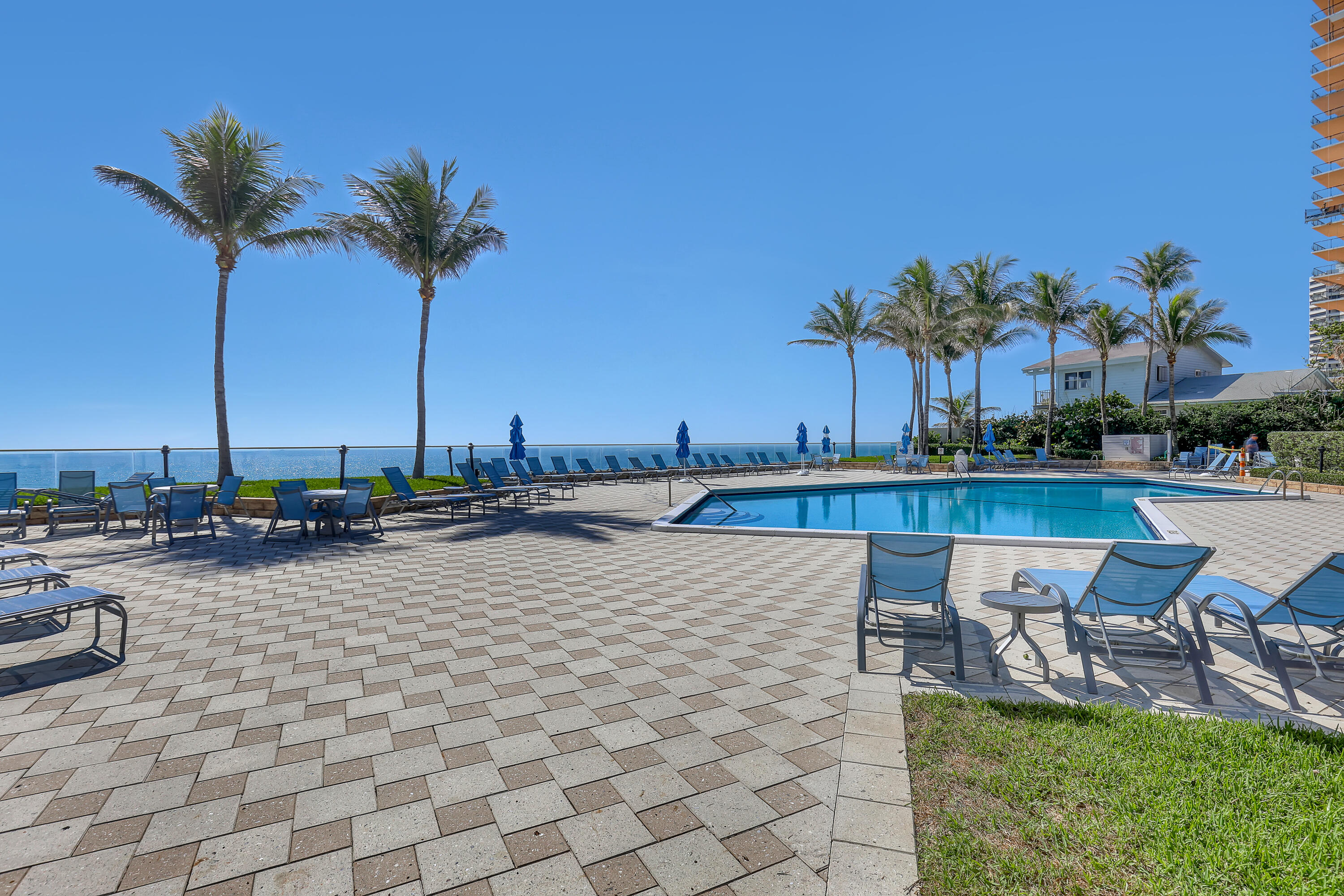 5200 N Ocean Drive 1902 Property Photo 75