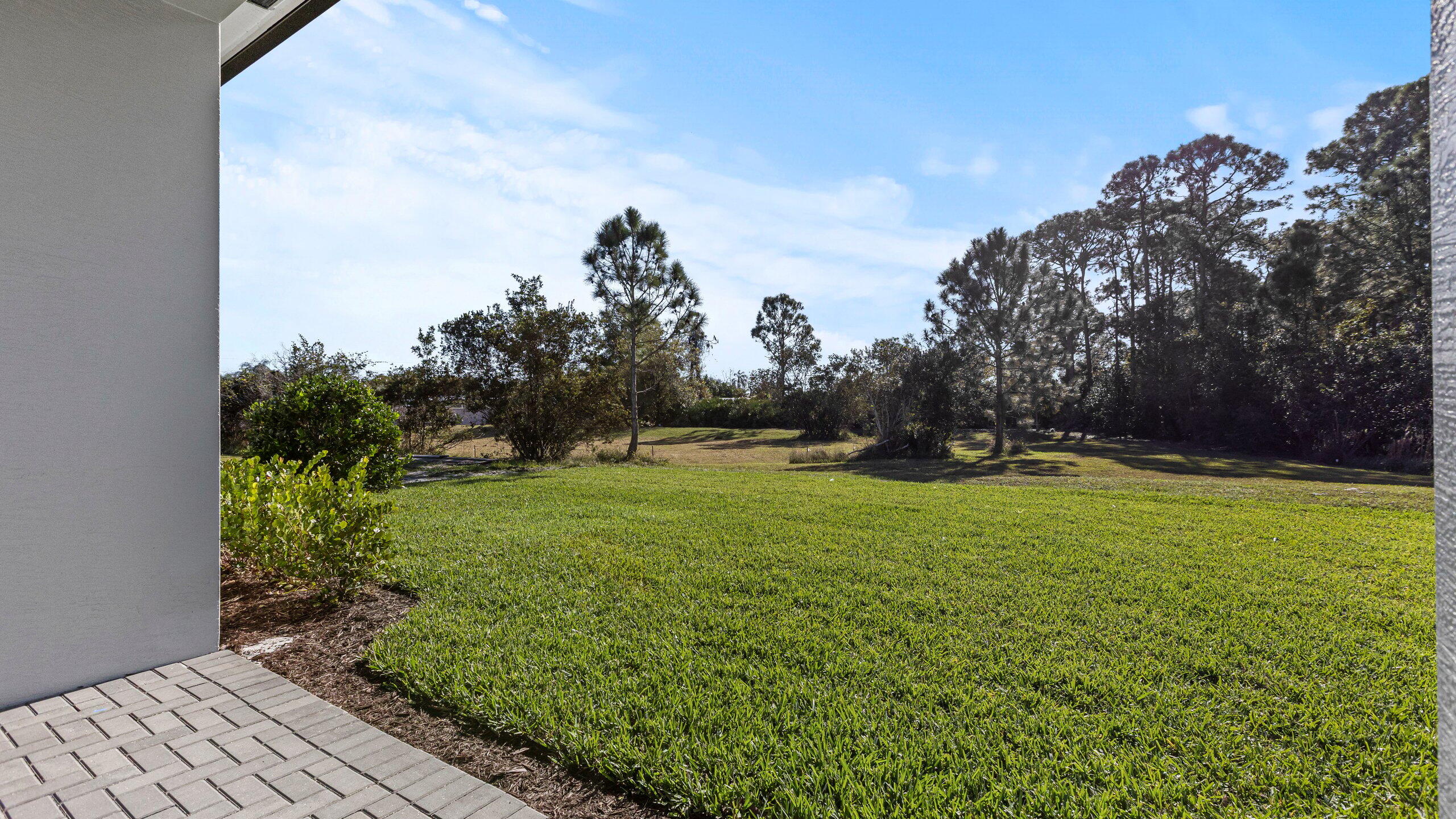 336 Se Via Sangro Property Photo 9