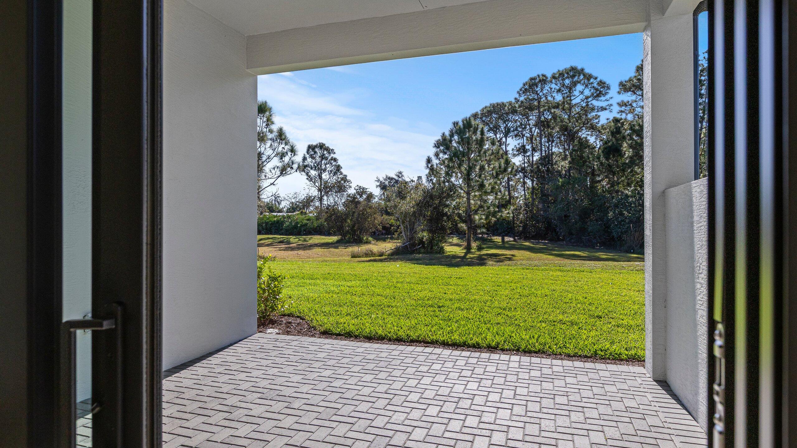 336 Se Via Sangro Property Photo 11
