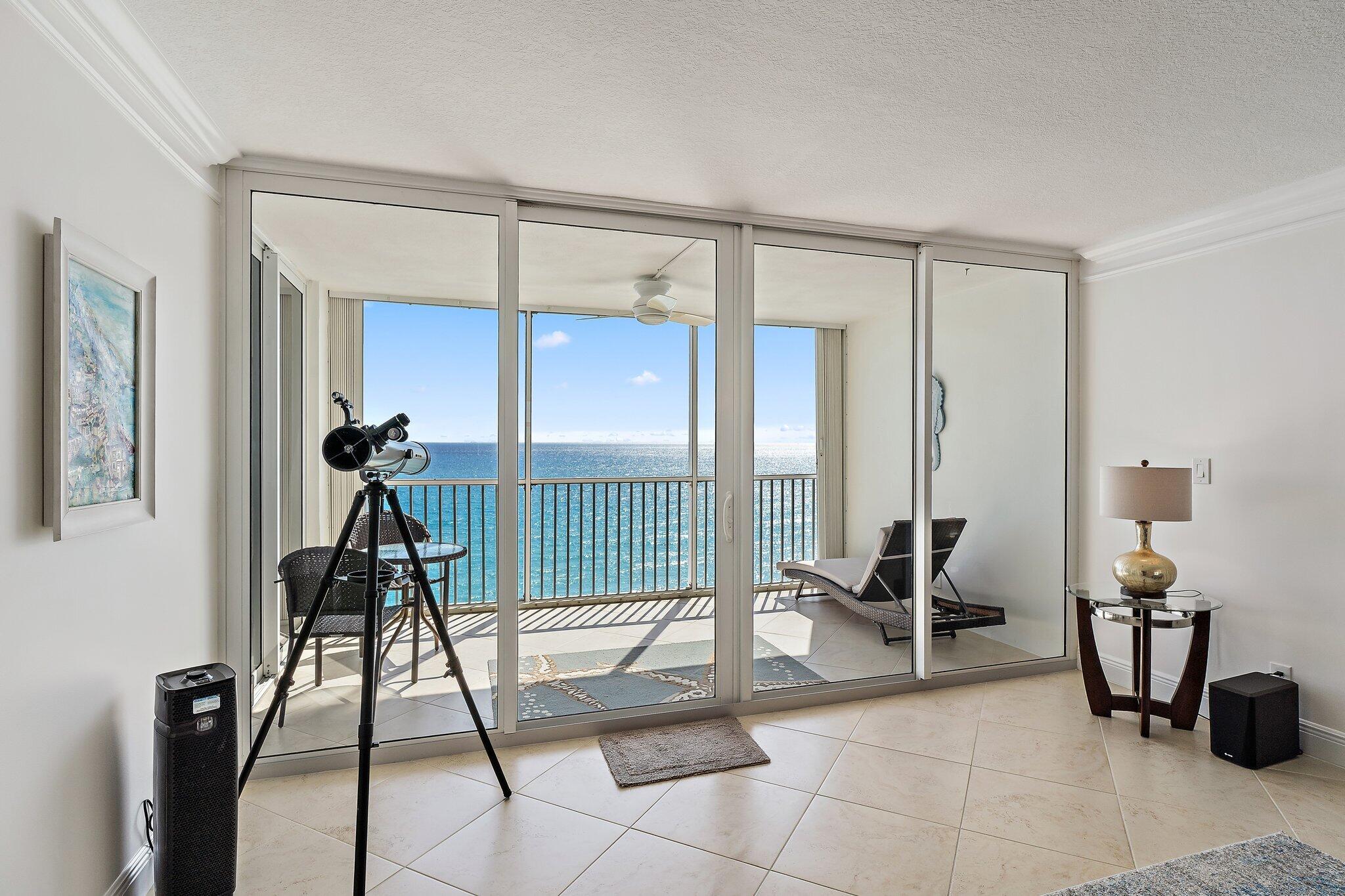840 Ocean Drive 905 Property Photo 15