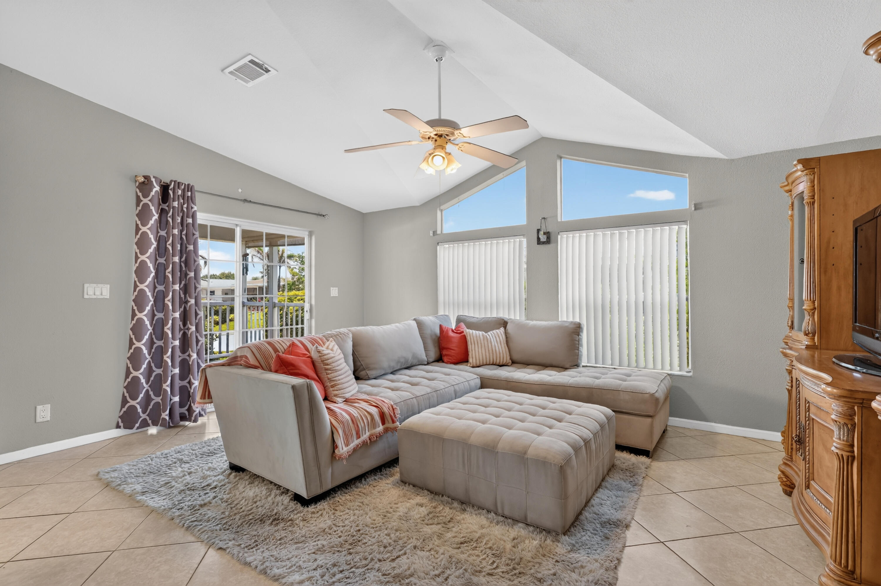 8004 Long Drive Property Photo 19