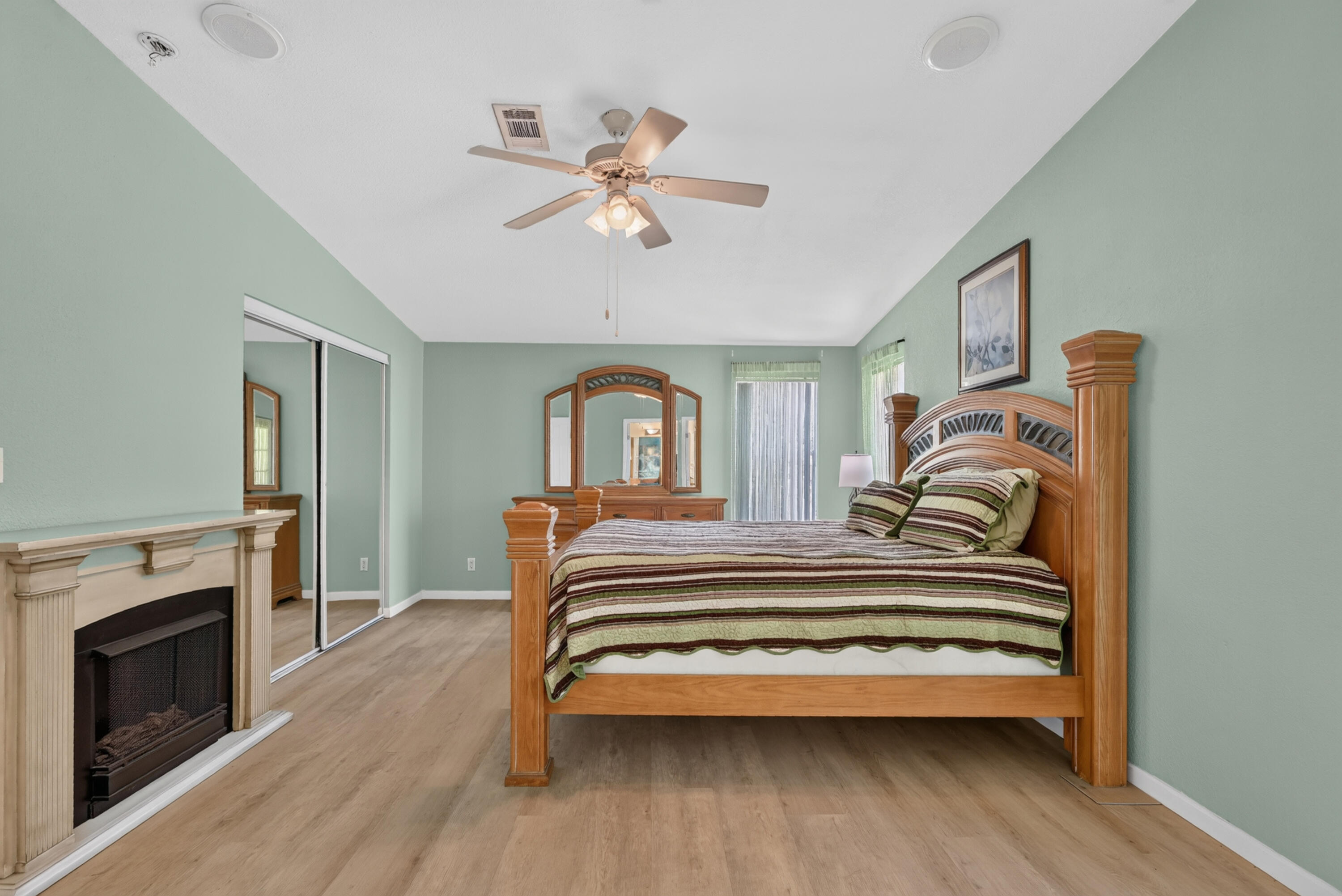 8004 Long Drive Property Photo 26