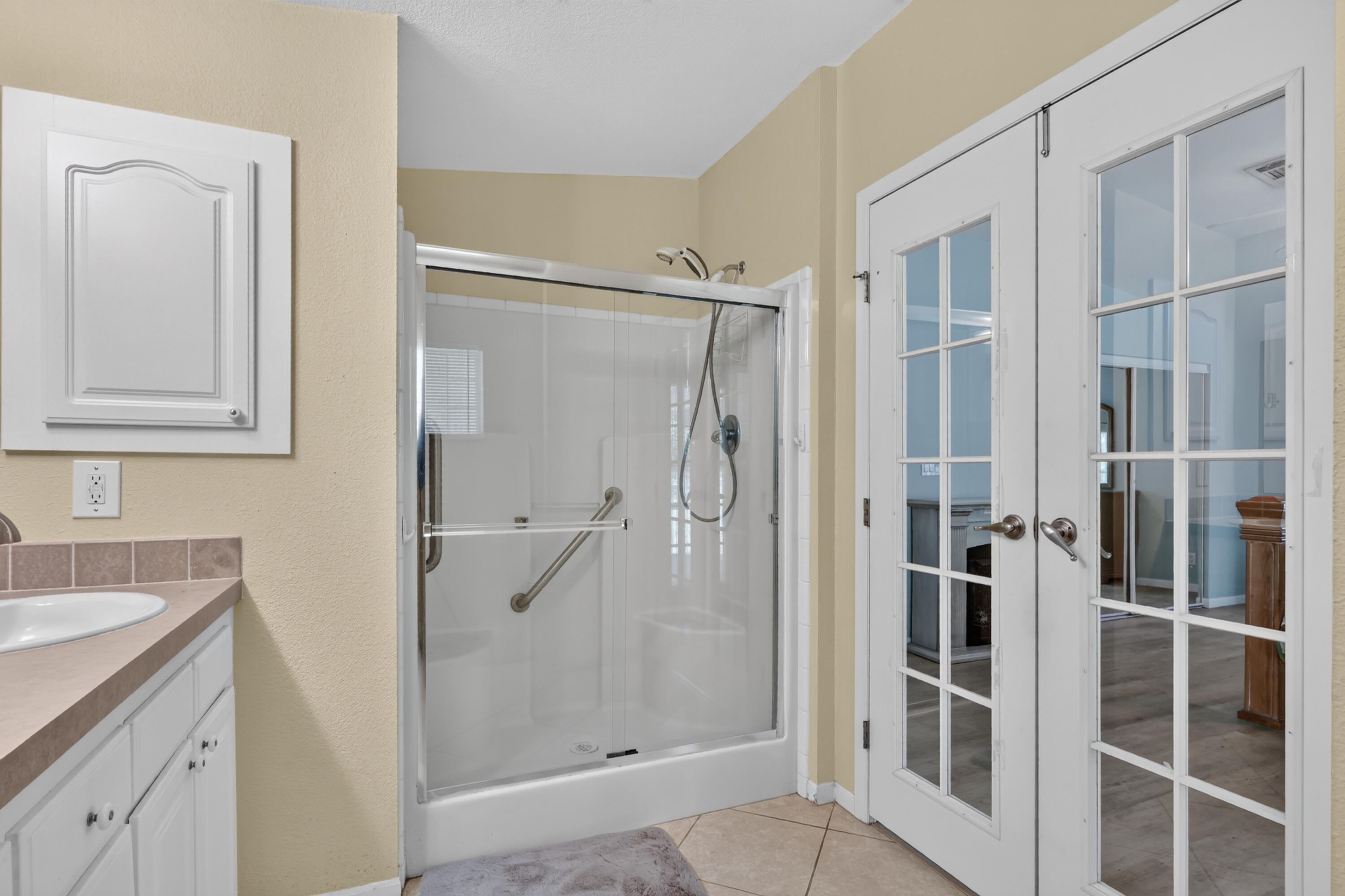 8004 Long Drive Property Photo 29