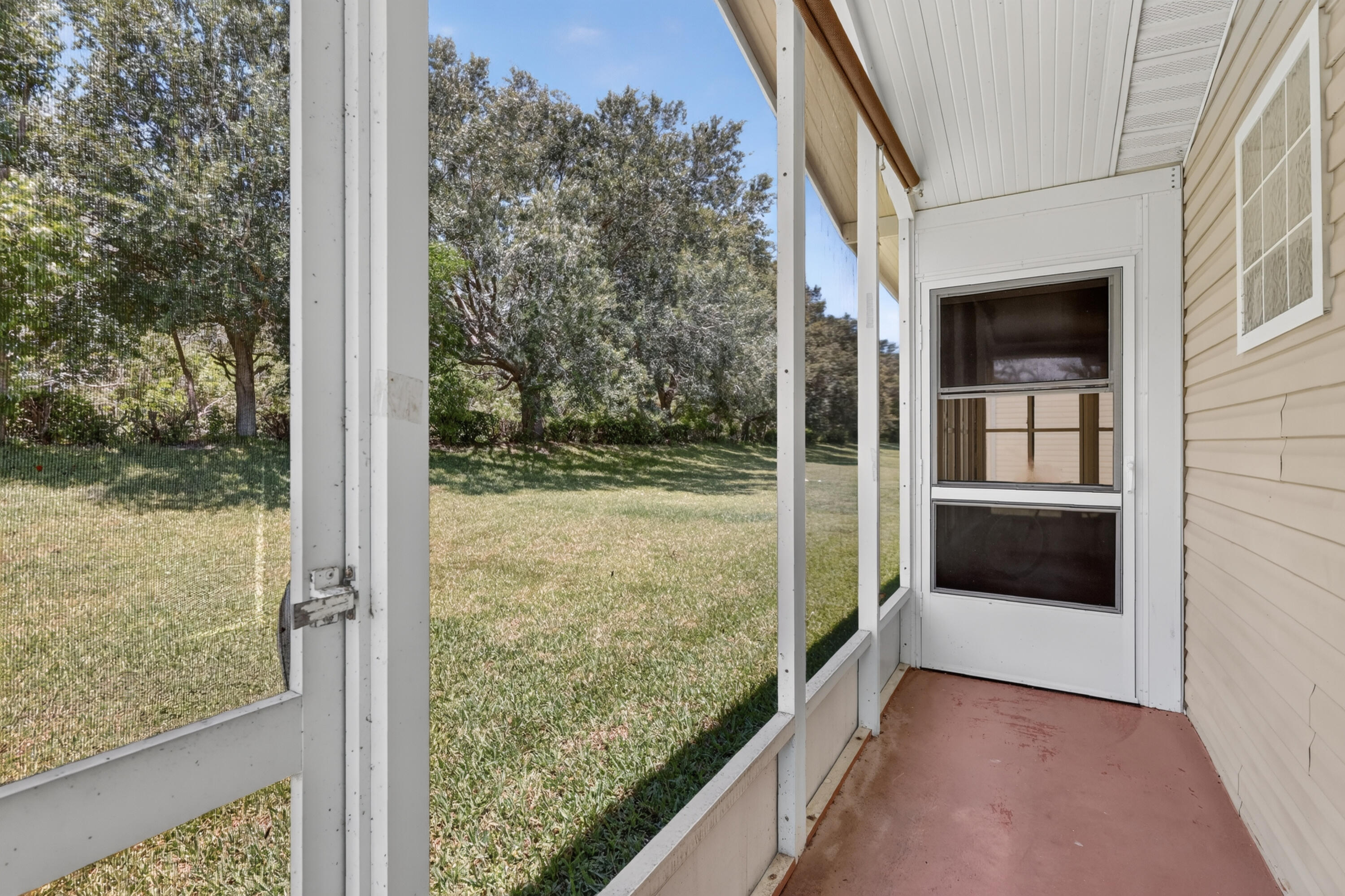 8004 Long Drive Property Photo 33