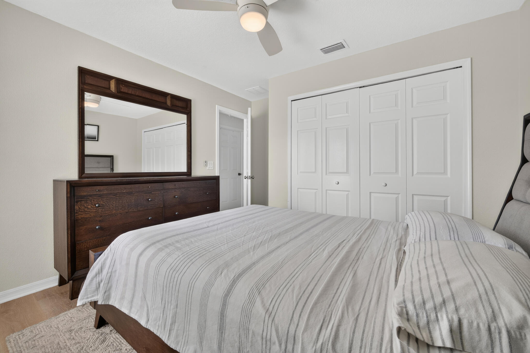 516 Se Crosspoint Drive Property Photo 20