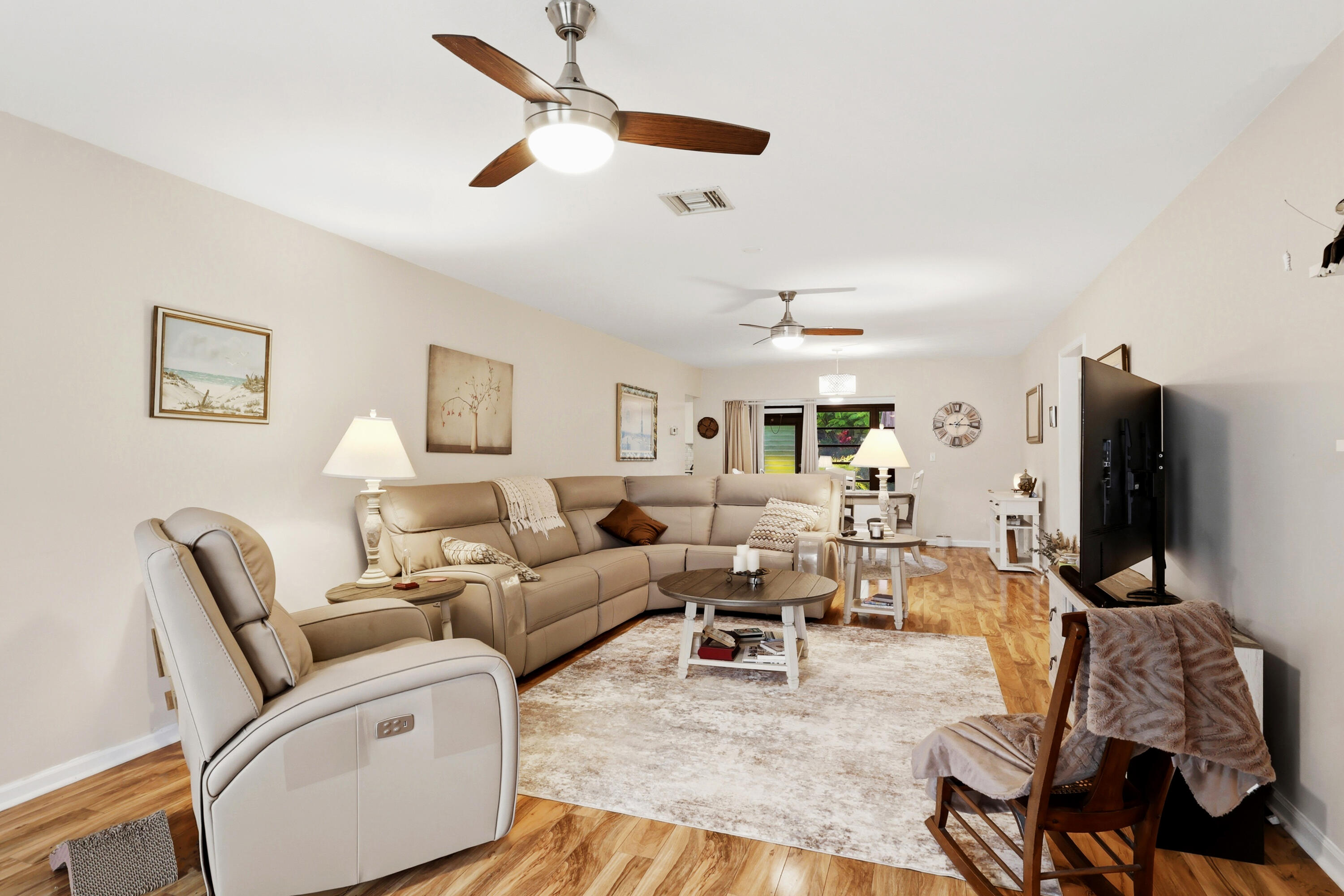 4632 Finchwood Way B Property Photo 4