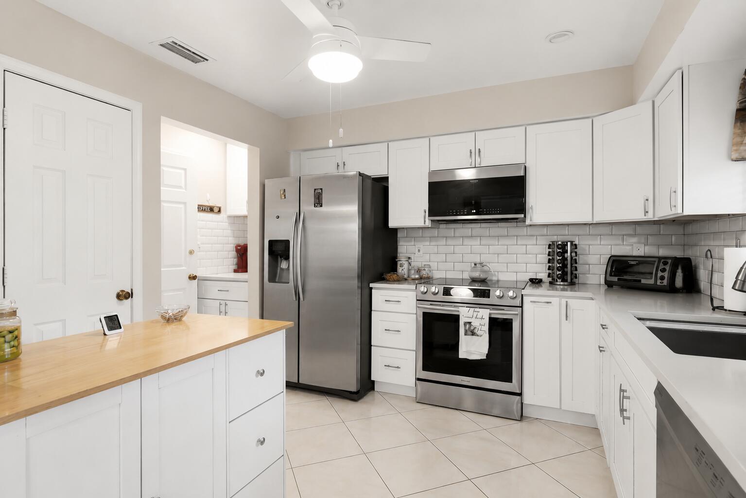 4632 Finchwood Way B Property Photo 13