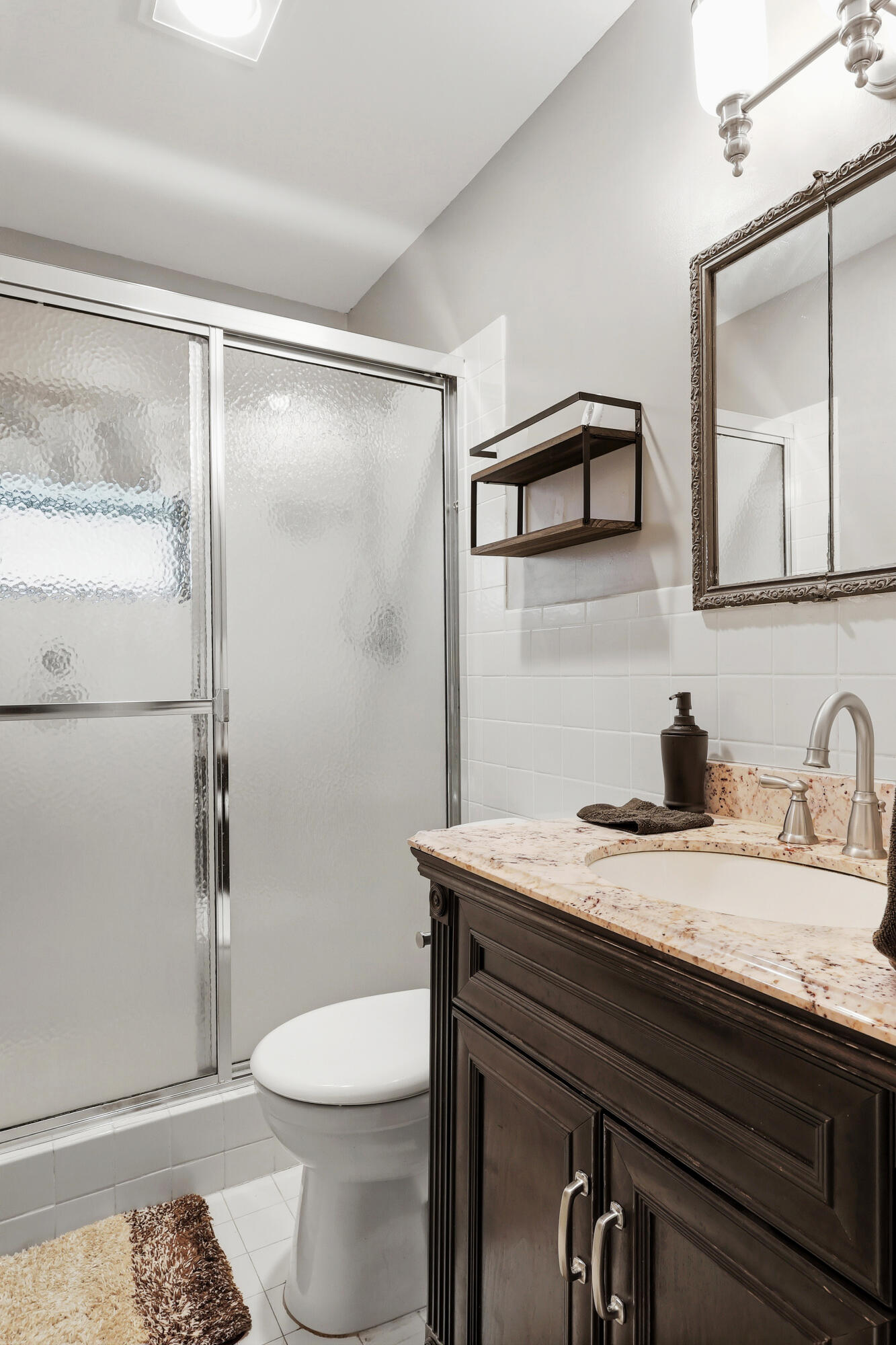 4632 Finchwood Way B Property Photo 20