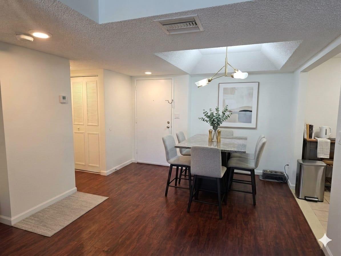 3670 Inverrary Drive 3y Property Photo 1
