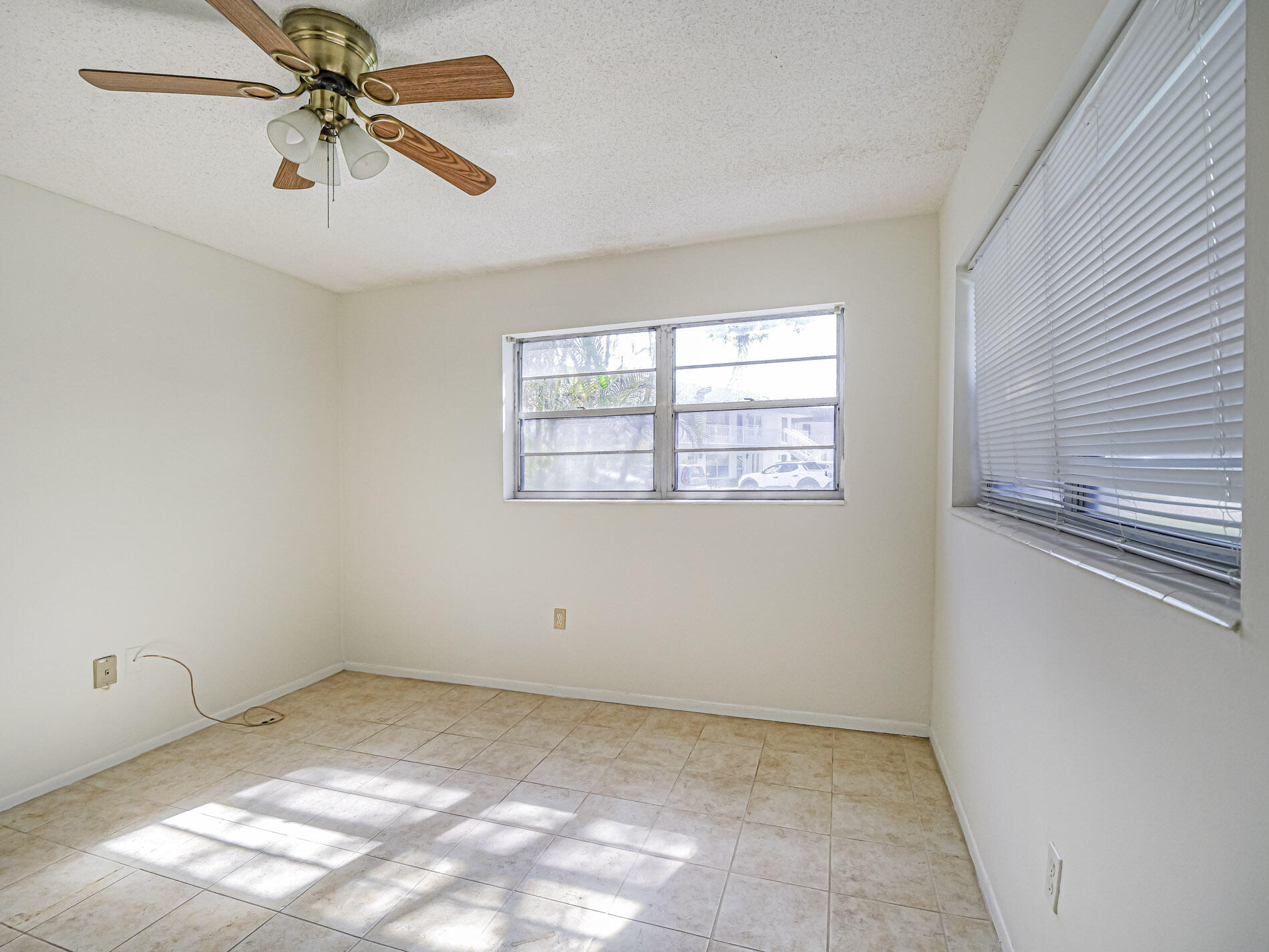 2800 Indian River Boulevard Property Photo 19