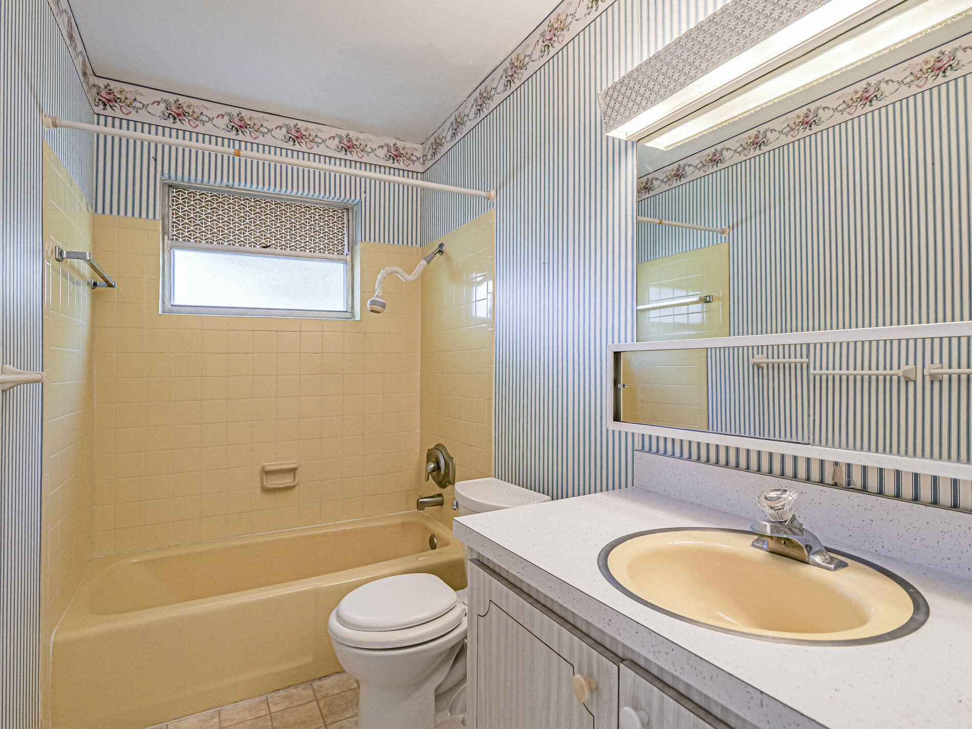 2800 Indian River Boulevard Property Photo 20