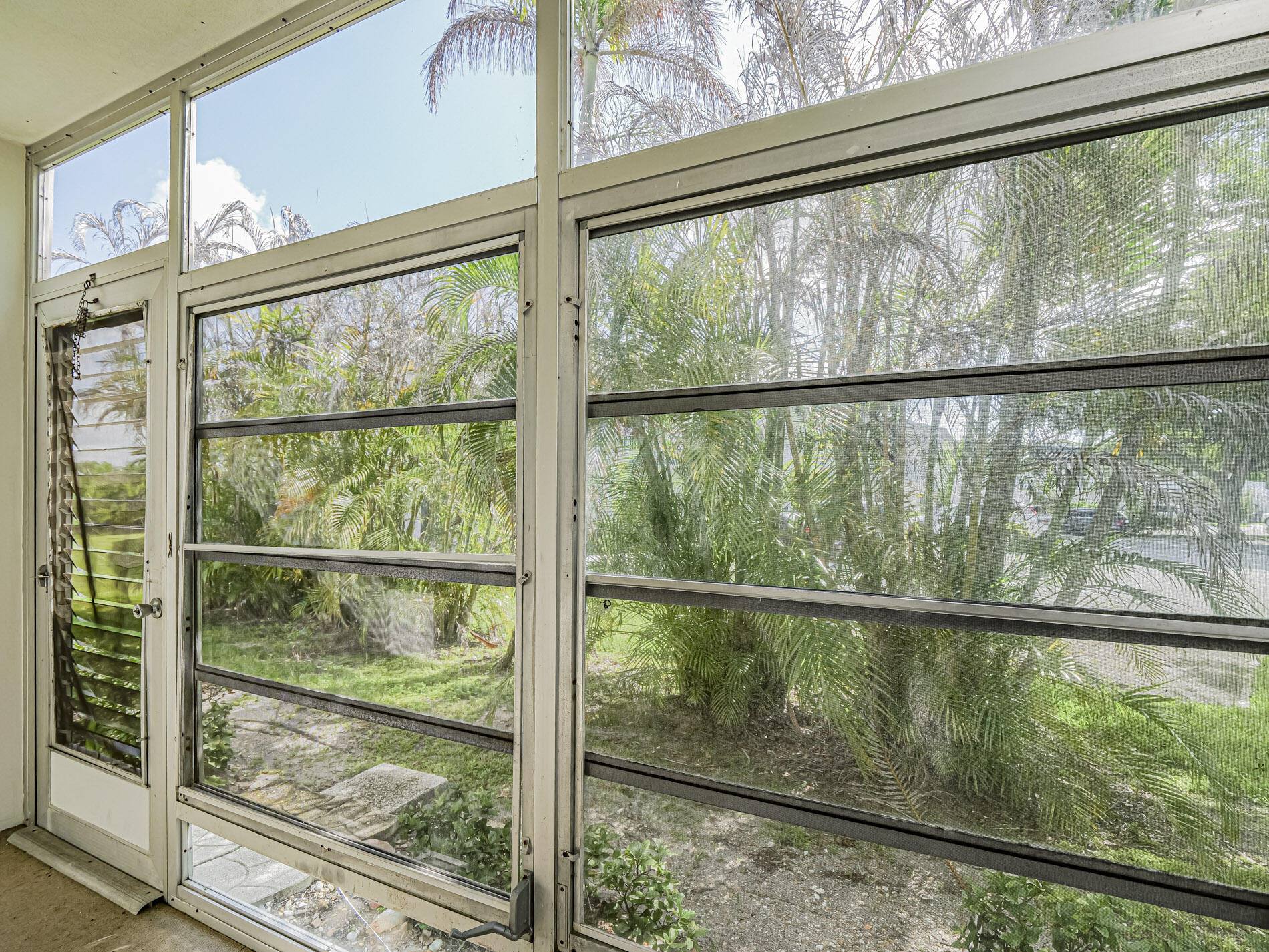 2800 Indian River Boulevard Property Photo 23