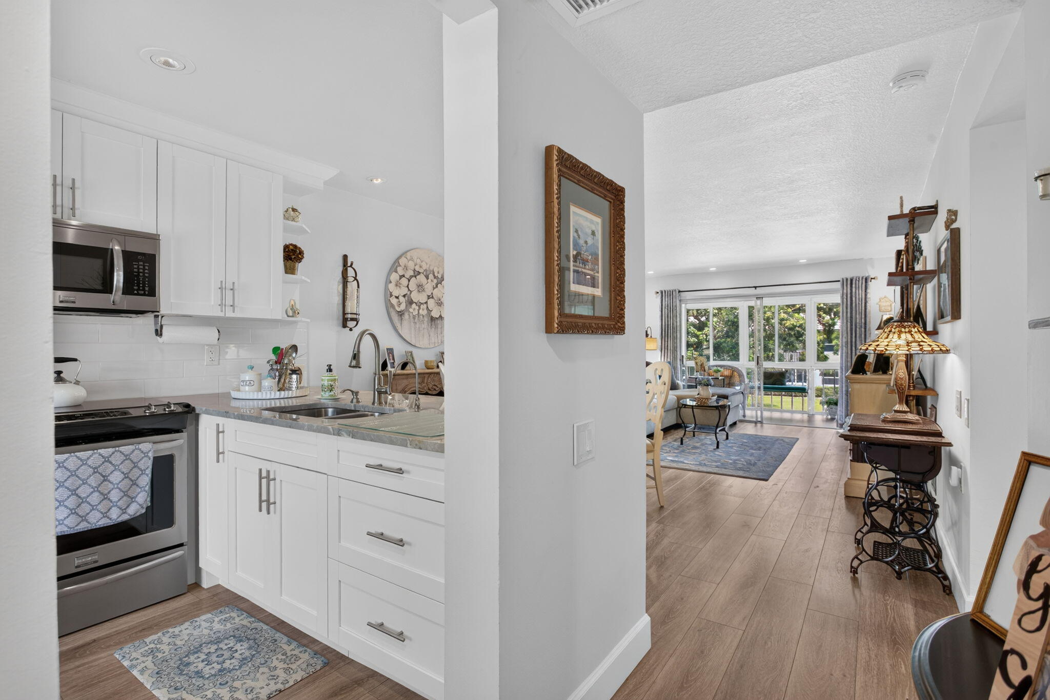 1211 Bahama Bend F2 Property Photo 6