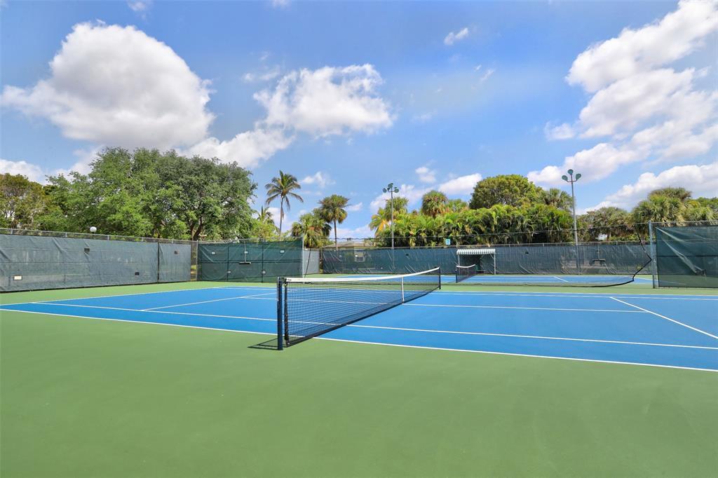 1211 Bahama Bend F2 Property Photo 40