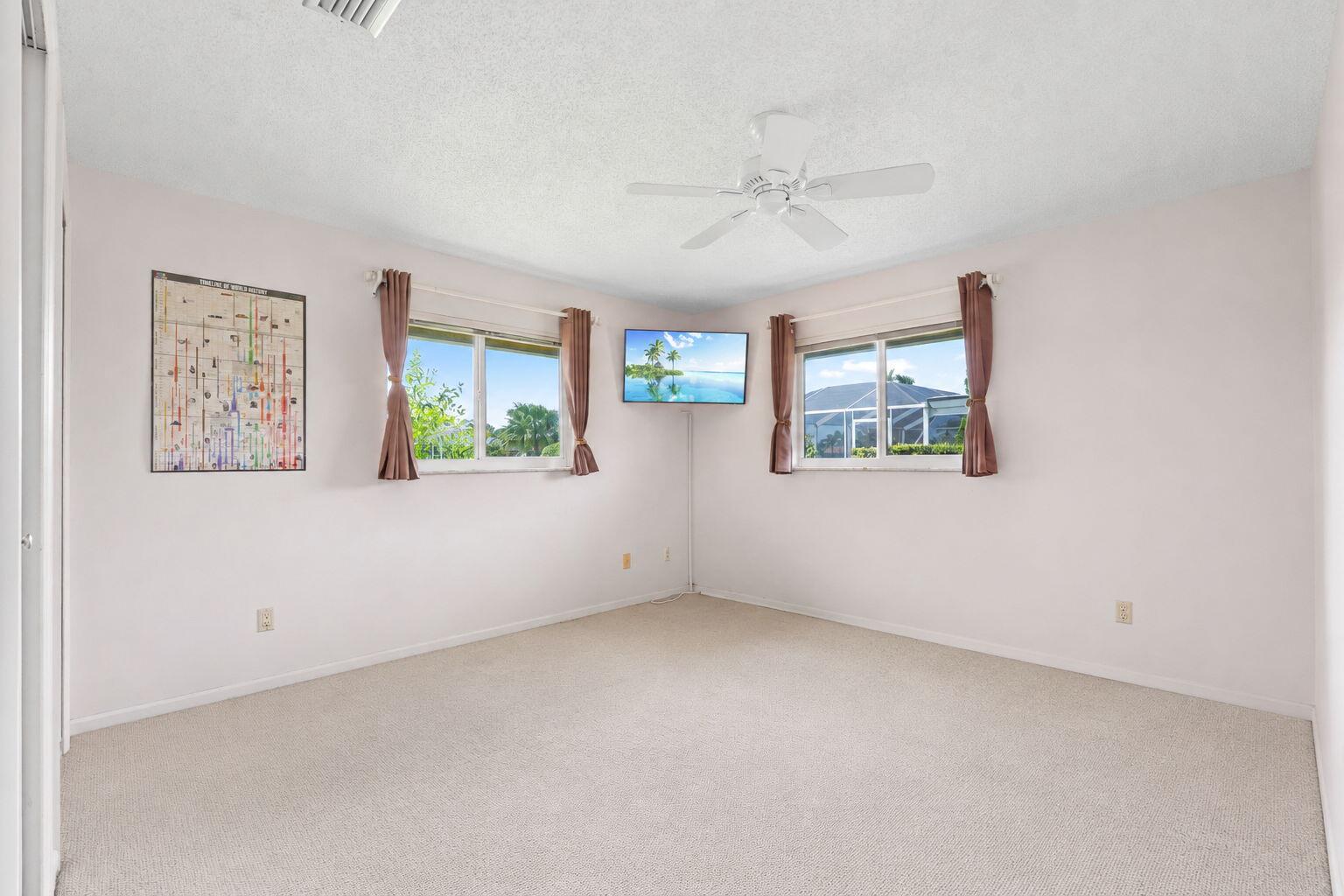3374 Se Fairway E Property Photo 26