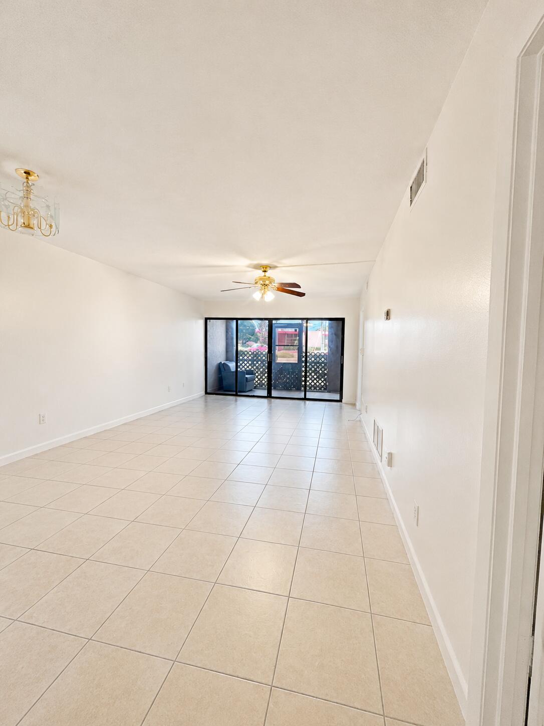 2050 Oleander Boulevard 1-105 Property Photo 1