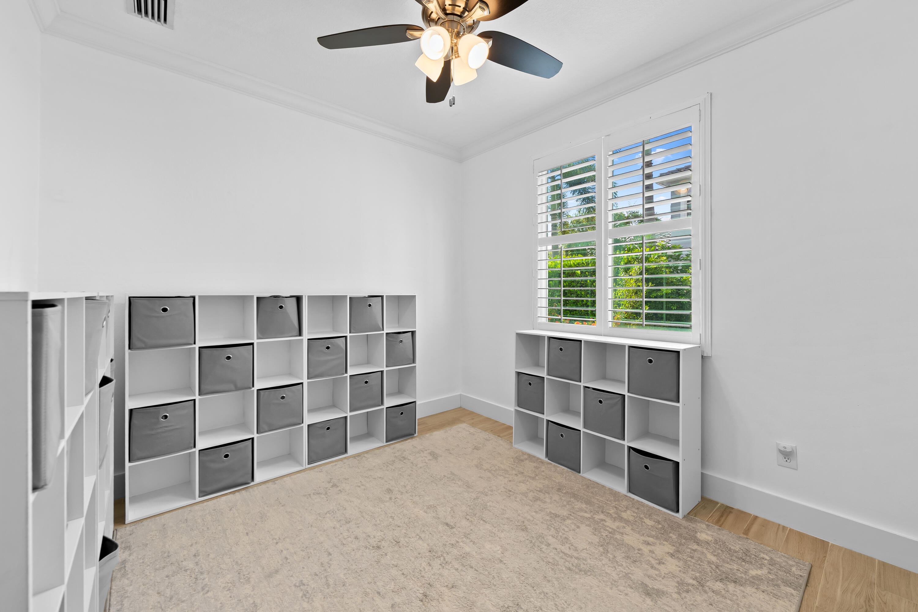 10560 Walnut Valley Drive Property Photo 18