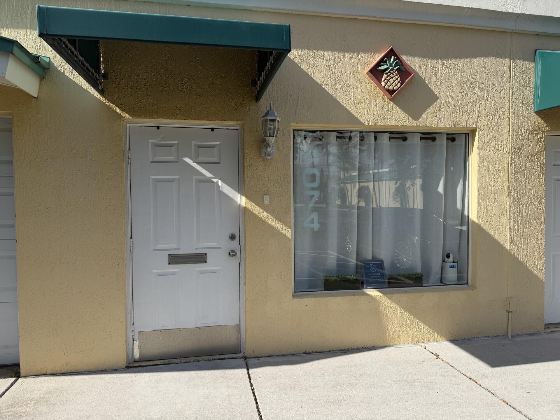 4074 W Broward Boulevard Property Photo 2