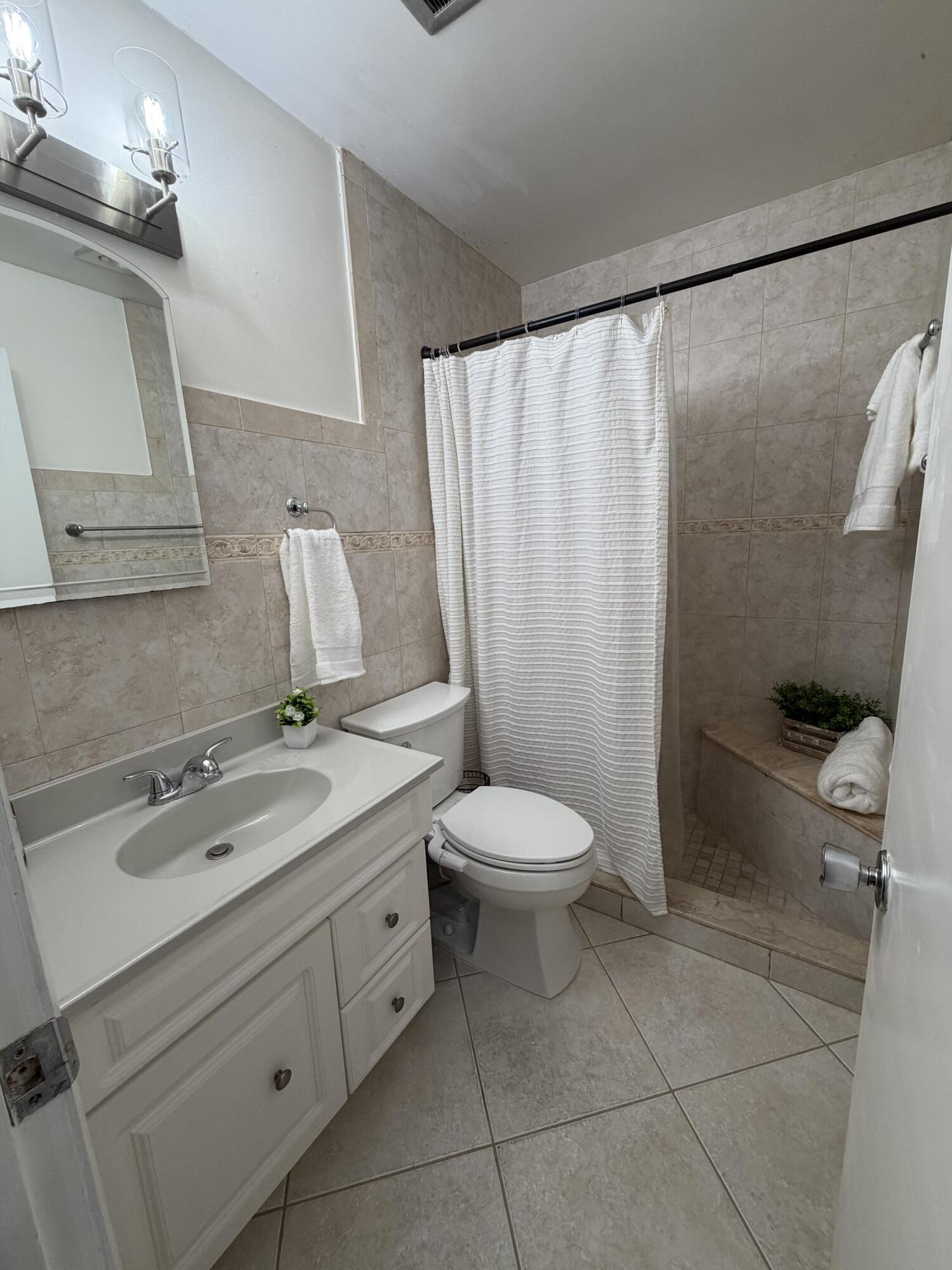 7828 Saint Andrews Road Property Photo 23