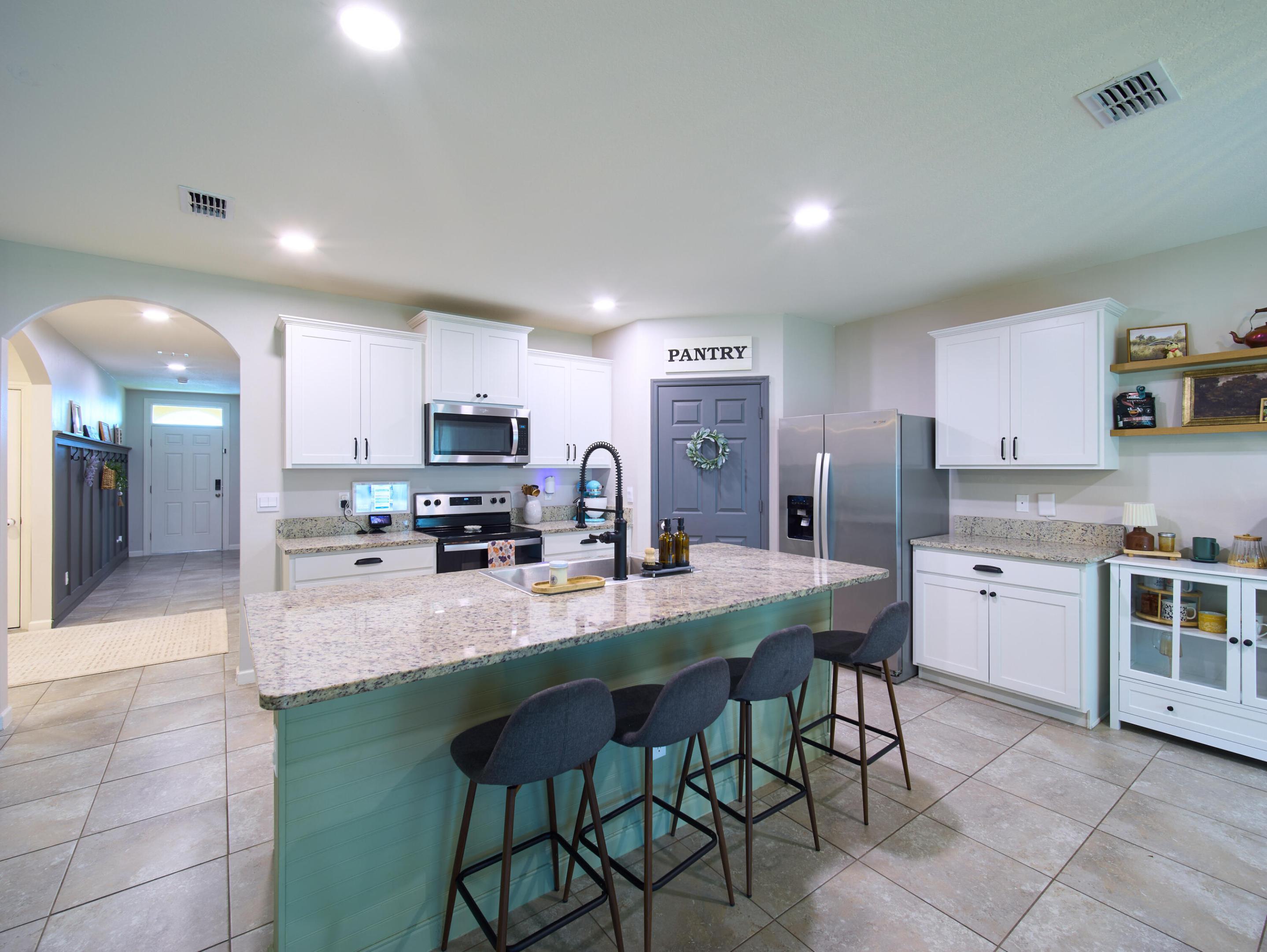 10953 Sw Tessili Way Property Photo 4