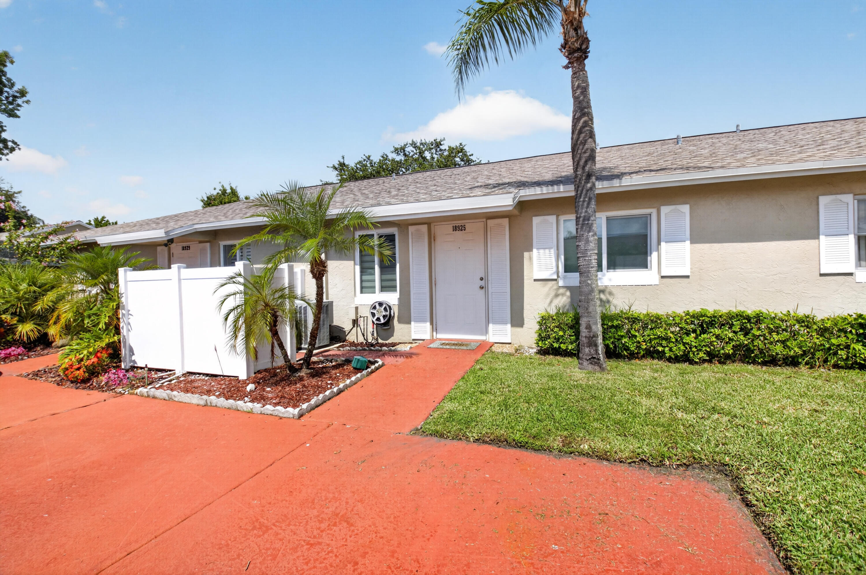 18925 Argosy Drive B Property Photo 3