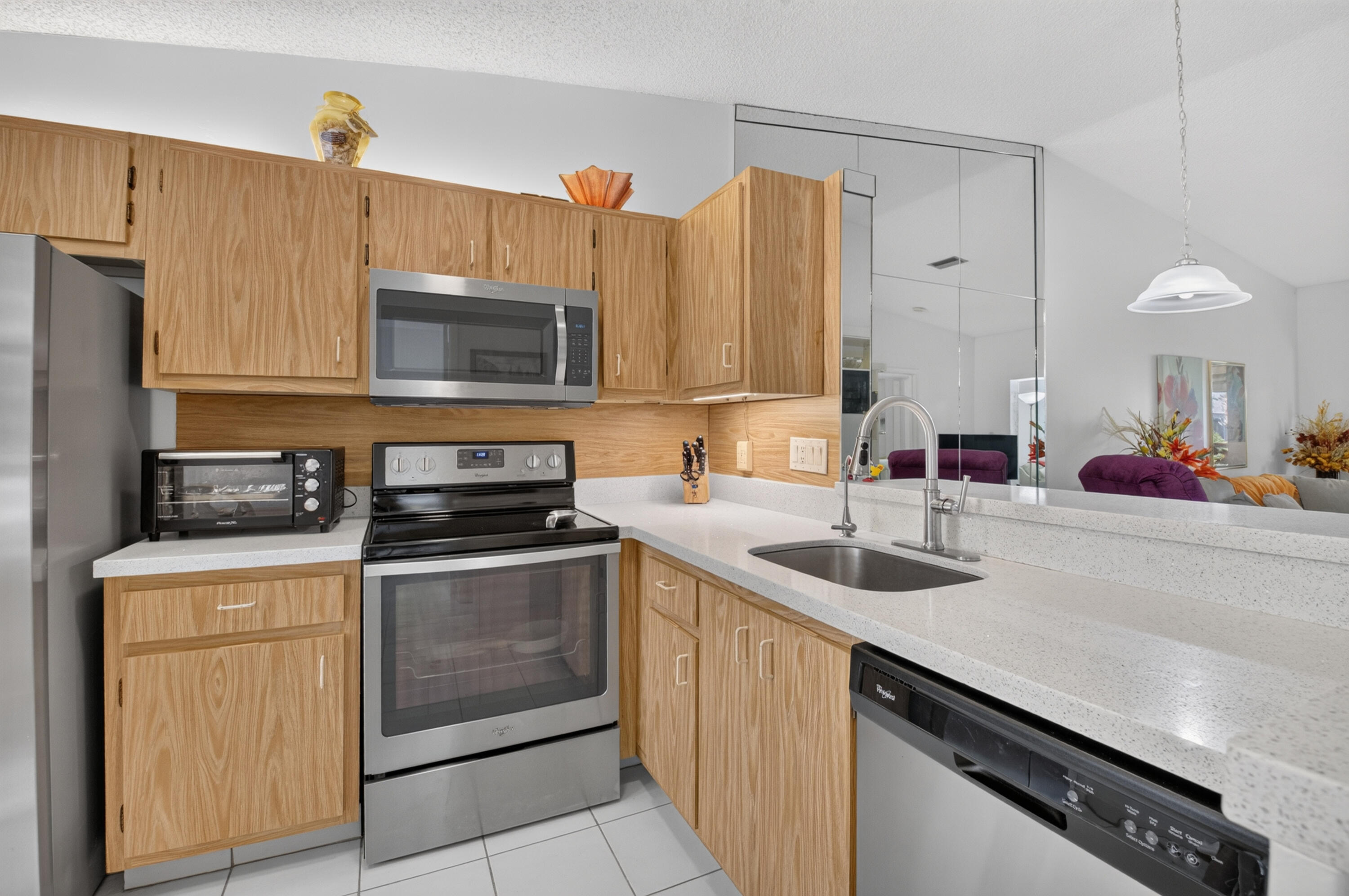 18925 Argosy Drive B Property Photo 13
