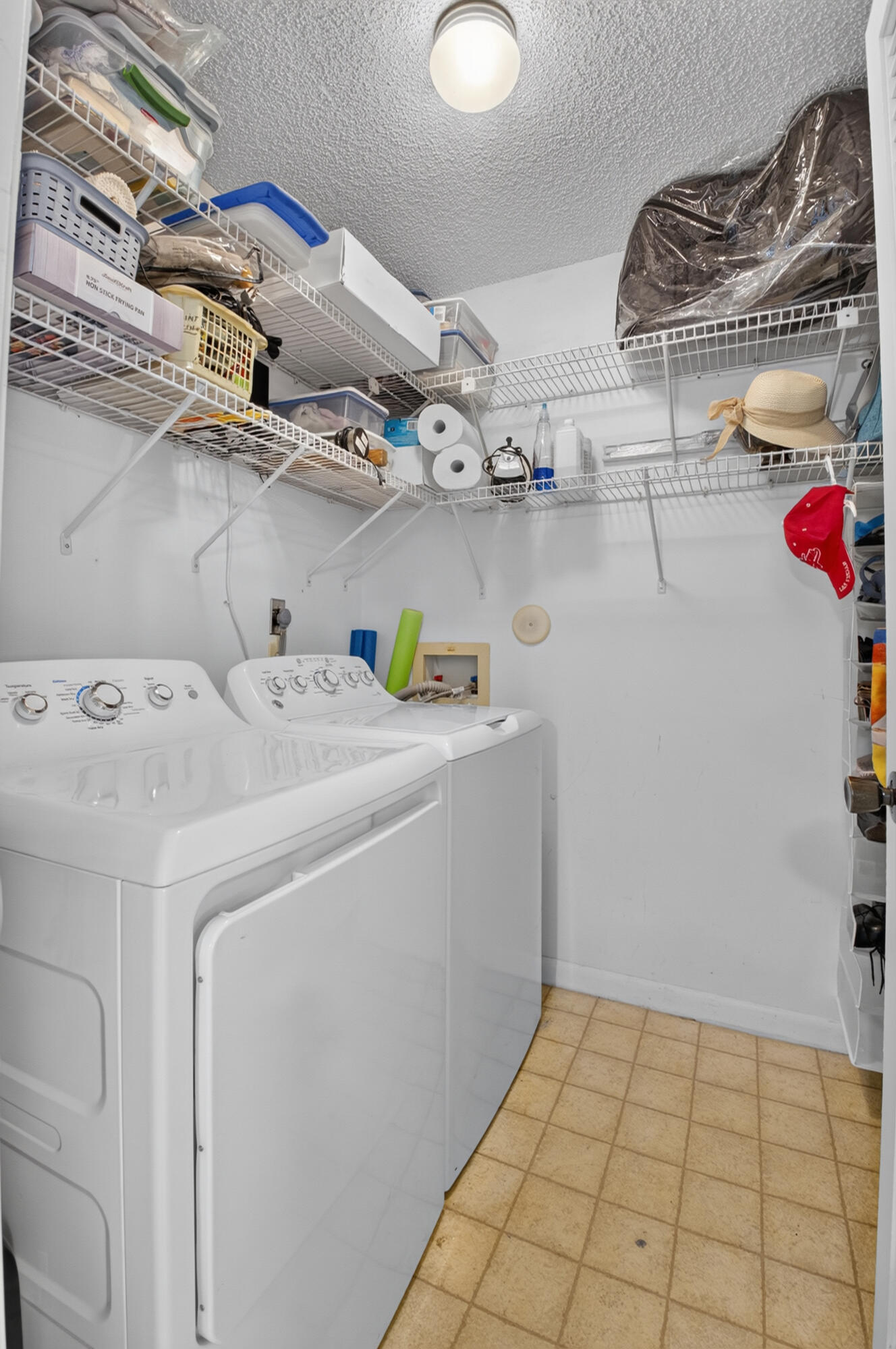 18925 Argosy Drive B Property Photo 16