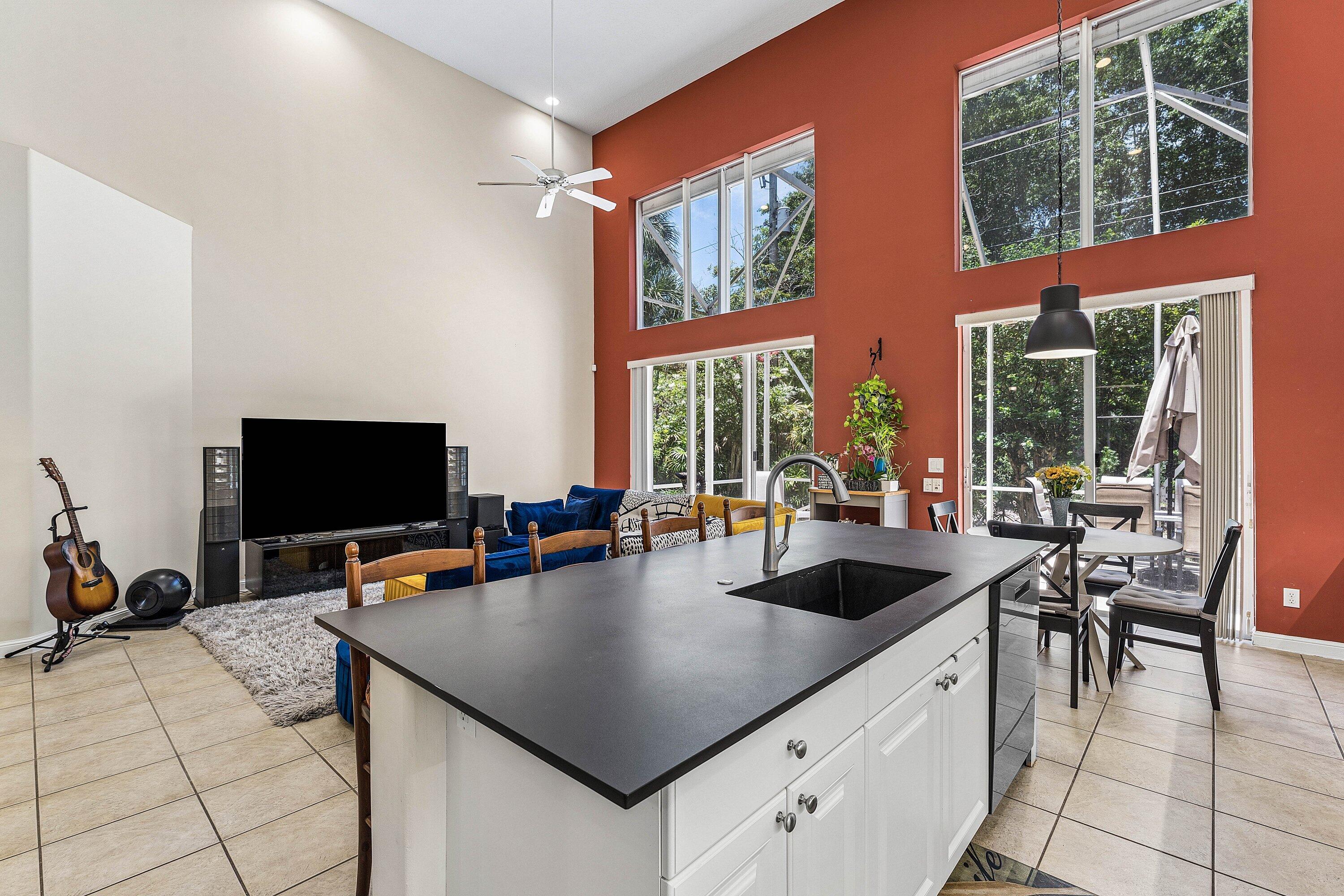 4858 S Classical Boulevard Property Photo 10